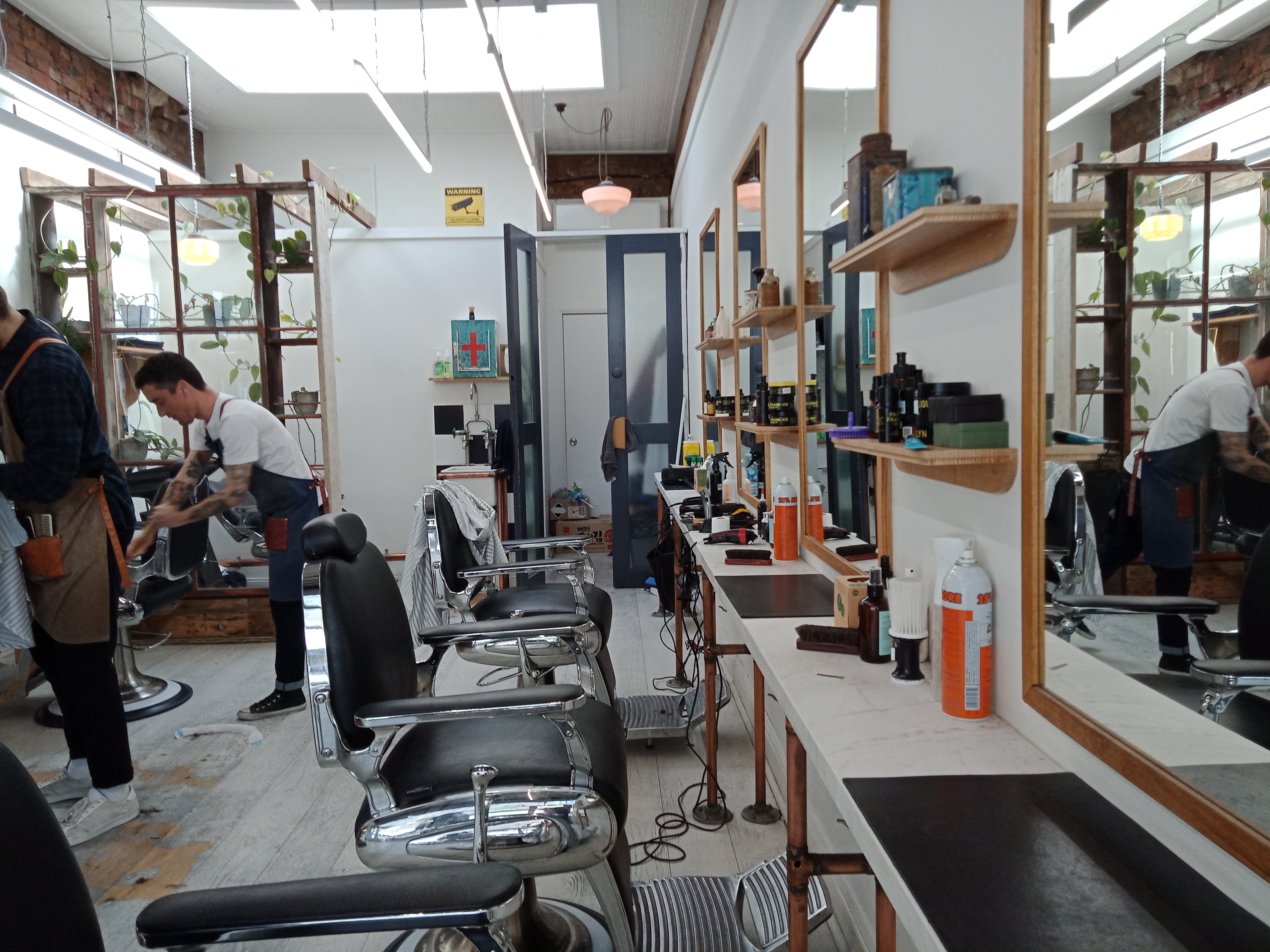 Saint Porres Barbers image 4