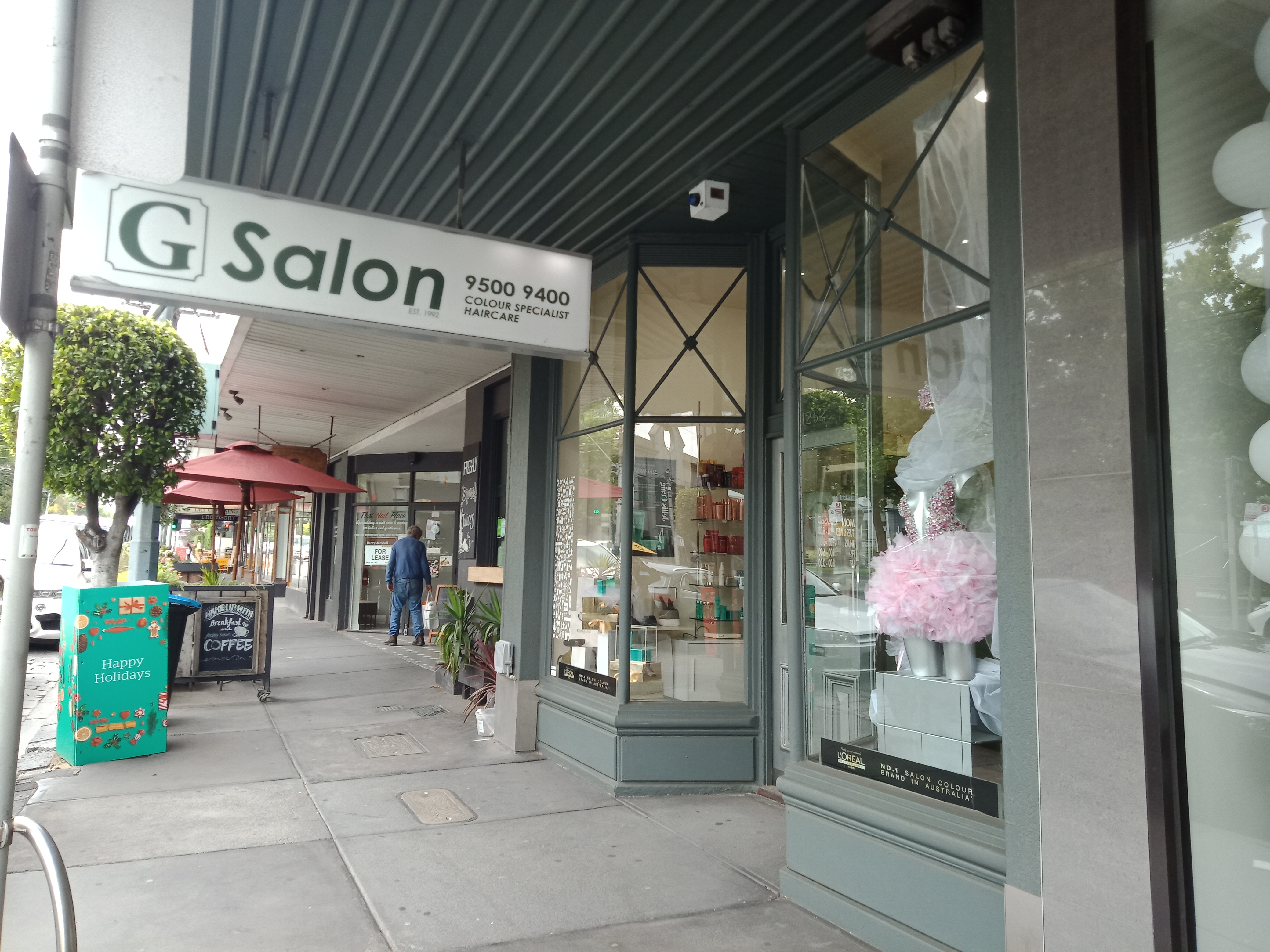 G Salon image 2