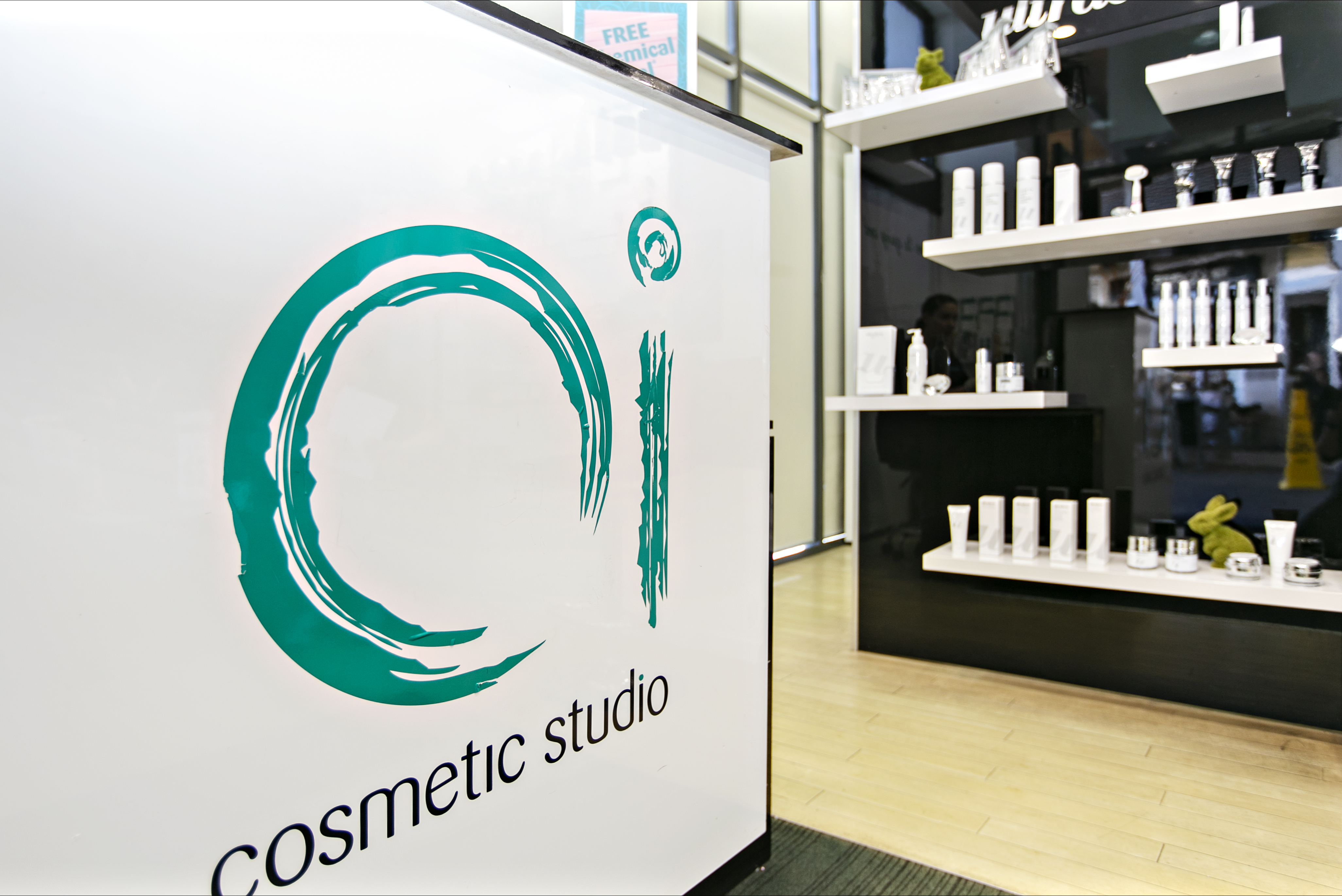 Oi Cosmetic Studio image 4