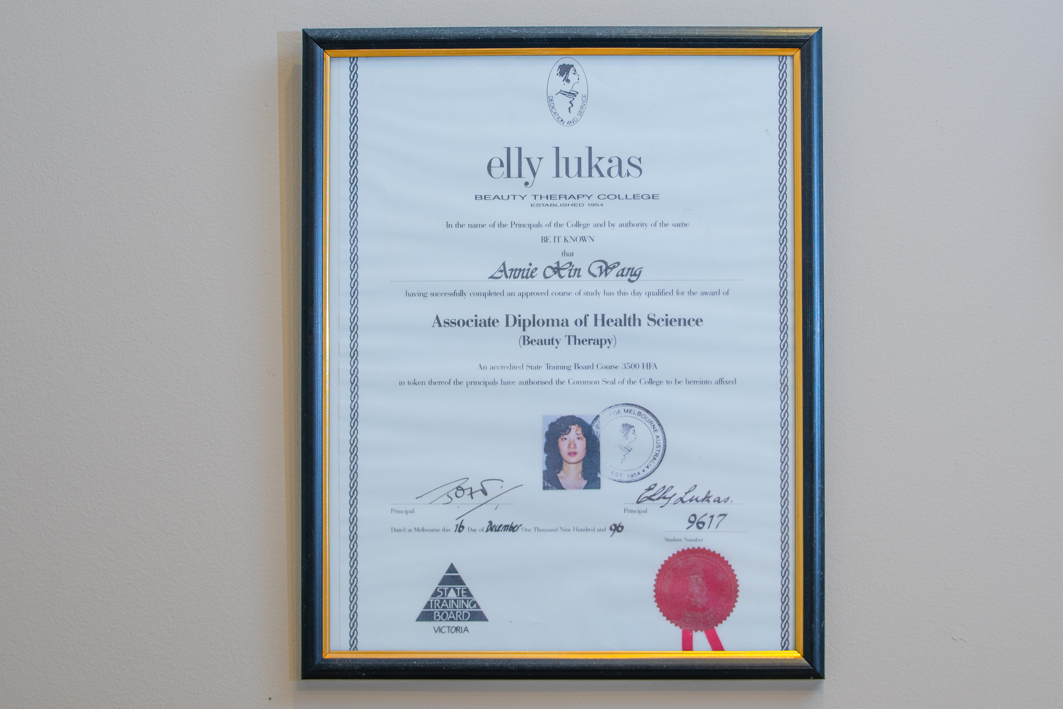 Fancy Fingers Beauty Salon image 6