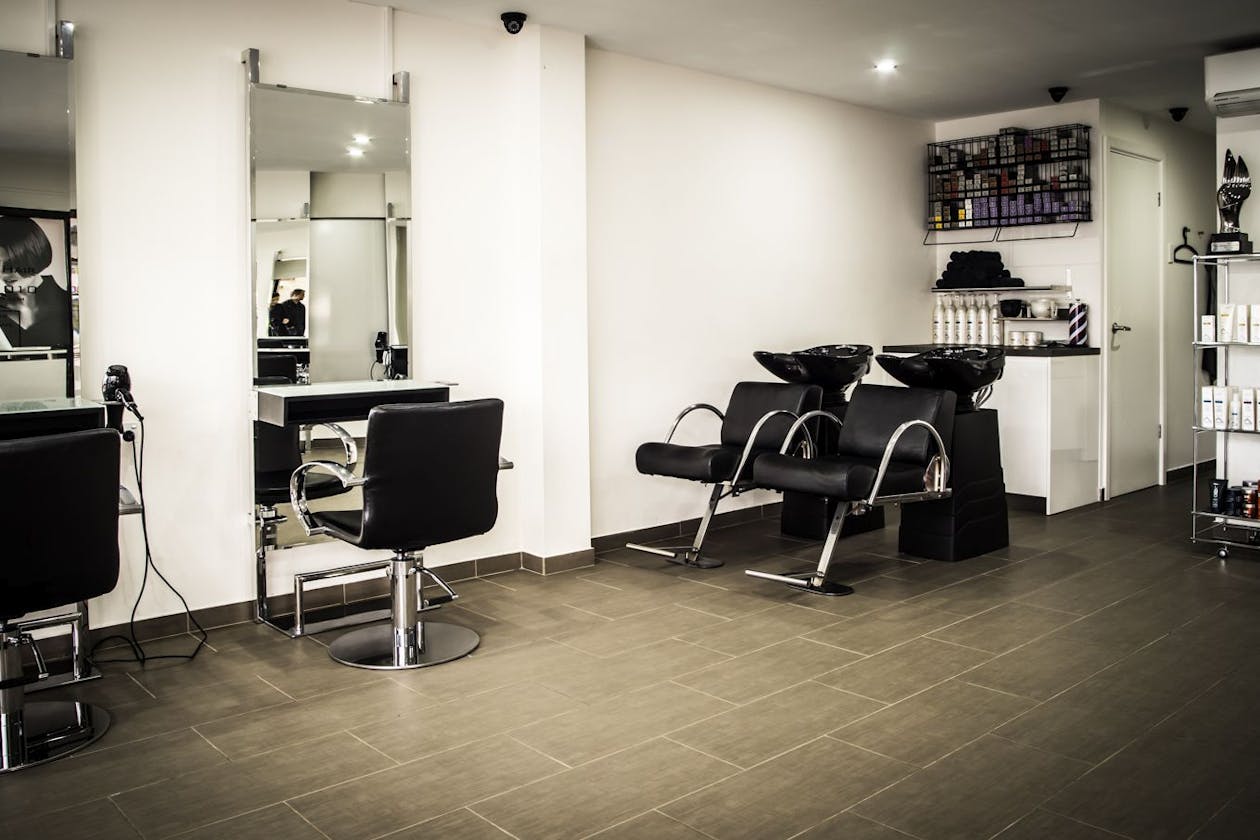 Janos Kiss Hair image 3