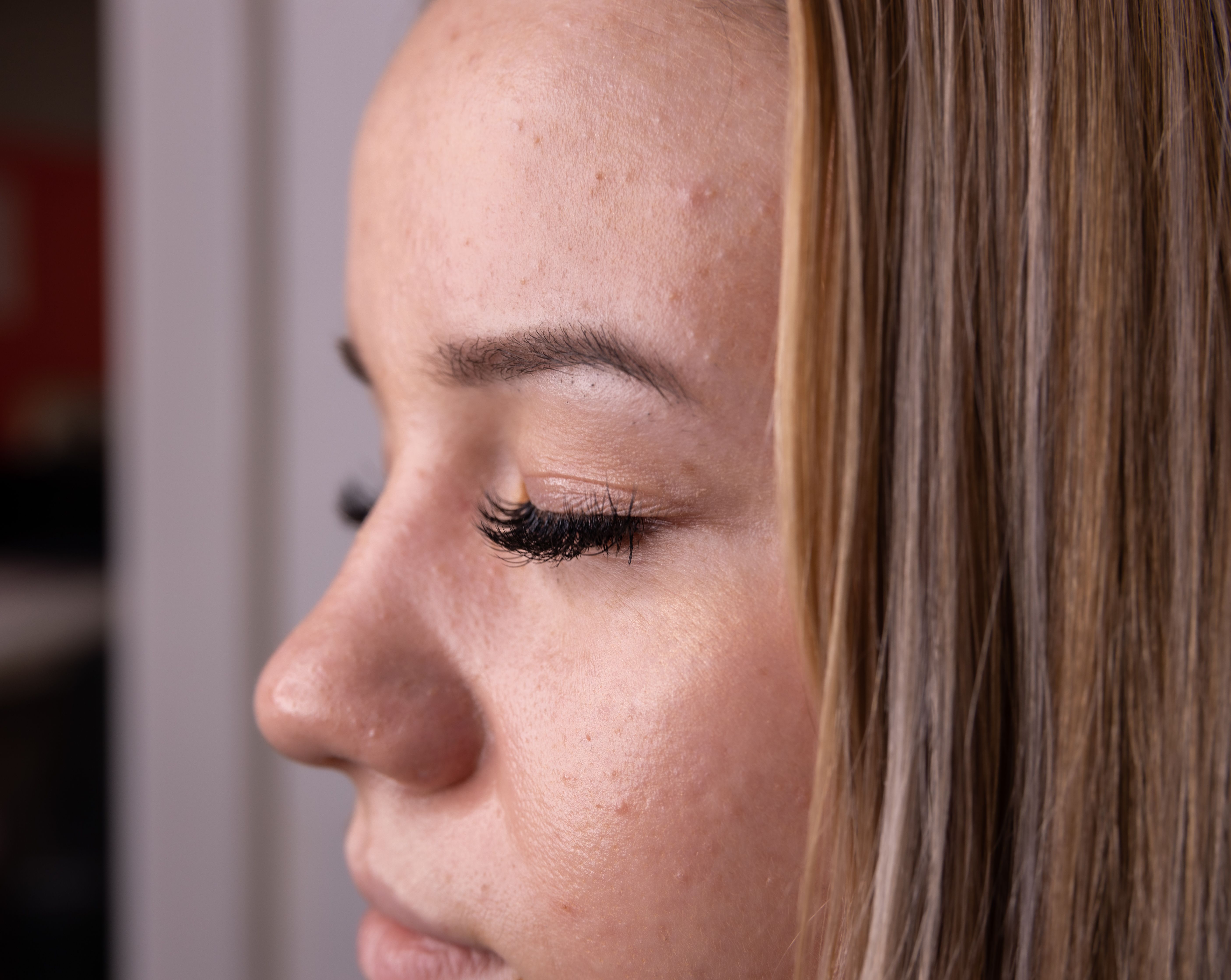 Dazzling Hair and Beauty image 7