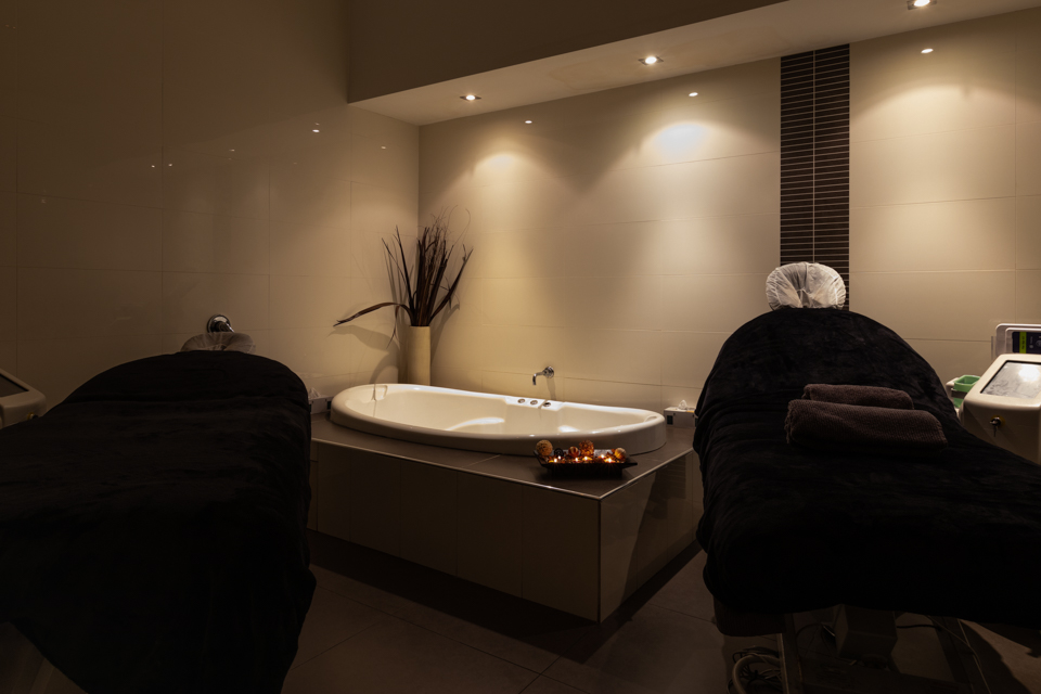 Deluxe Beauty Lab image 2