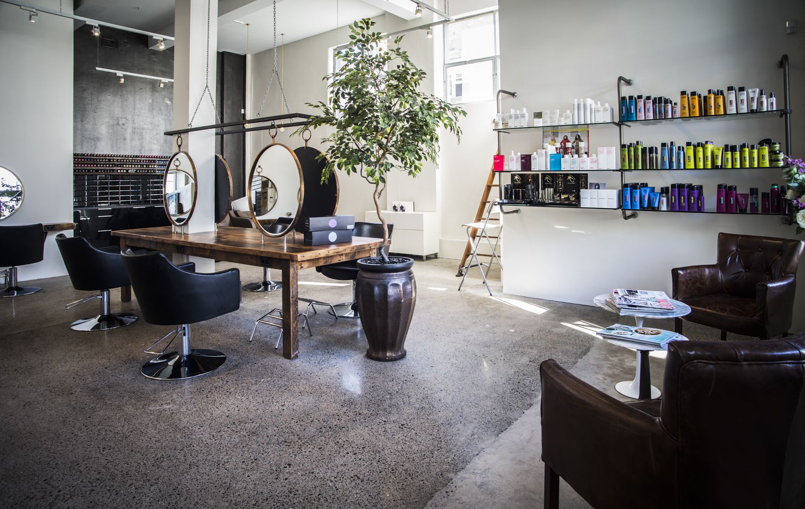 Emma Dean Salon image 3