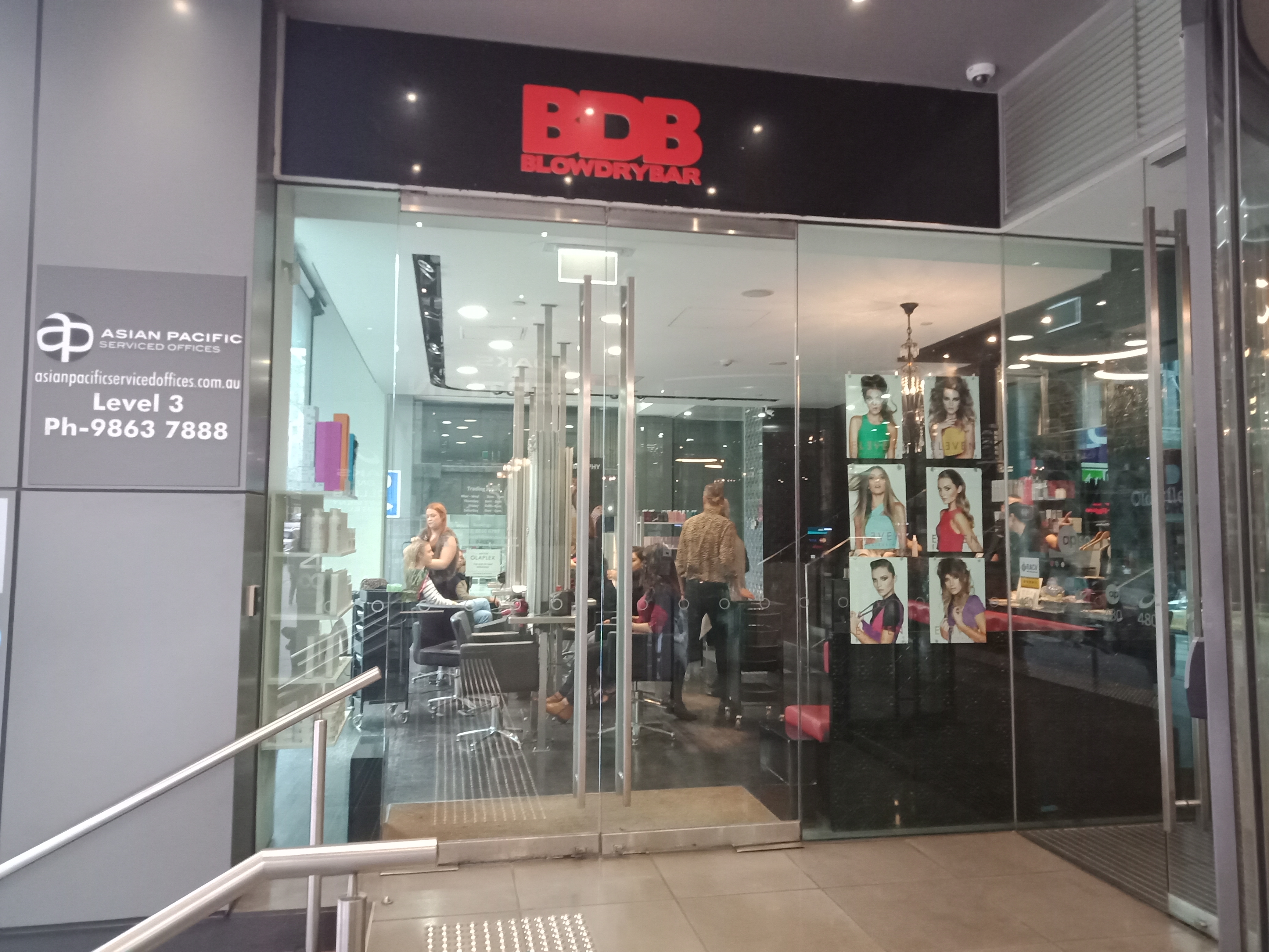 Blow Dry Bar - Melbourne CBD