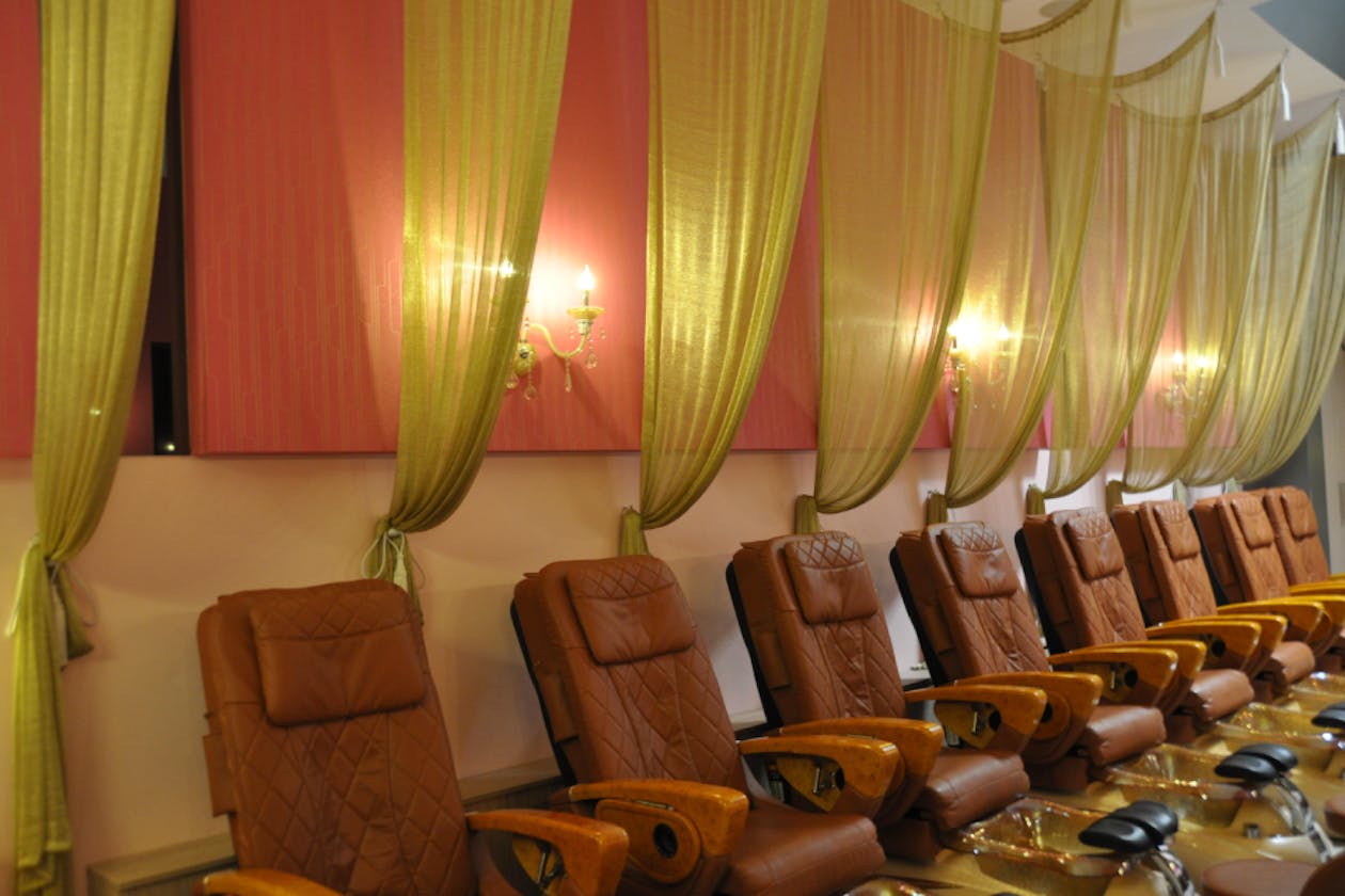 Tips & Toes - Brunswick East image 3