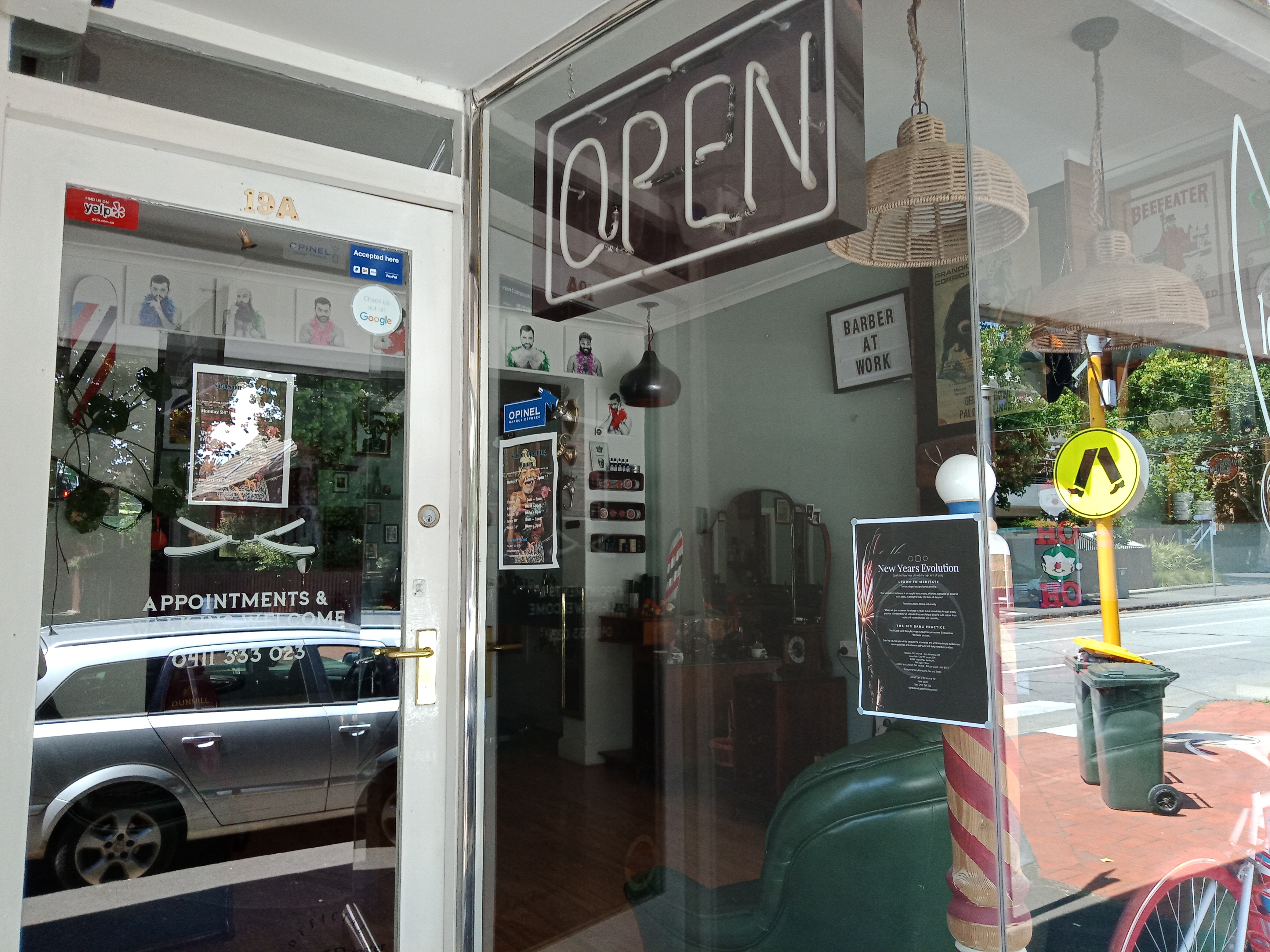 Le Barbier d'Elwood image 2