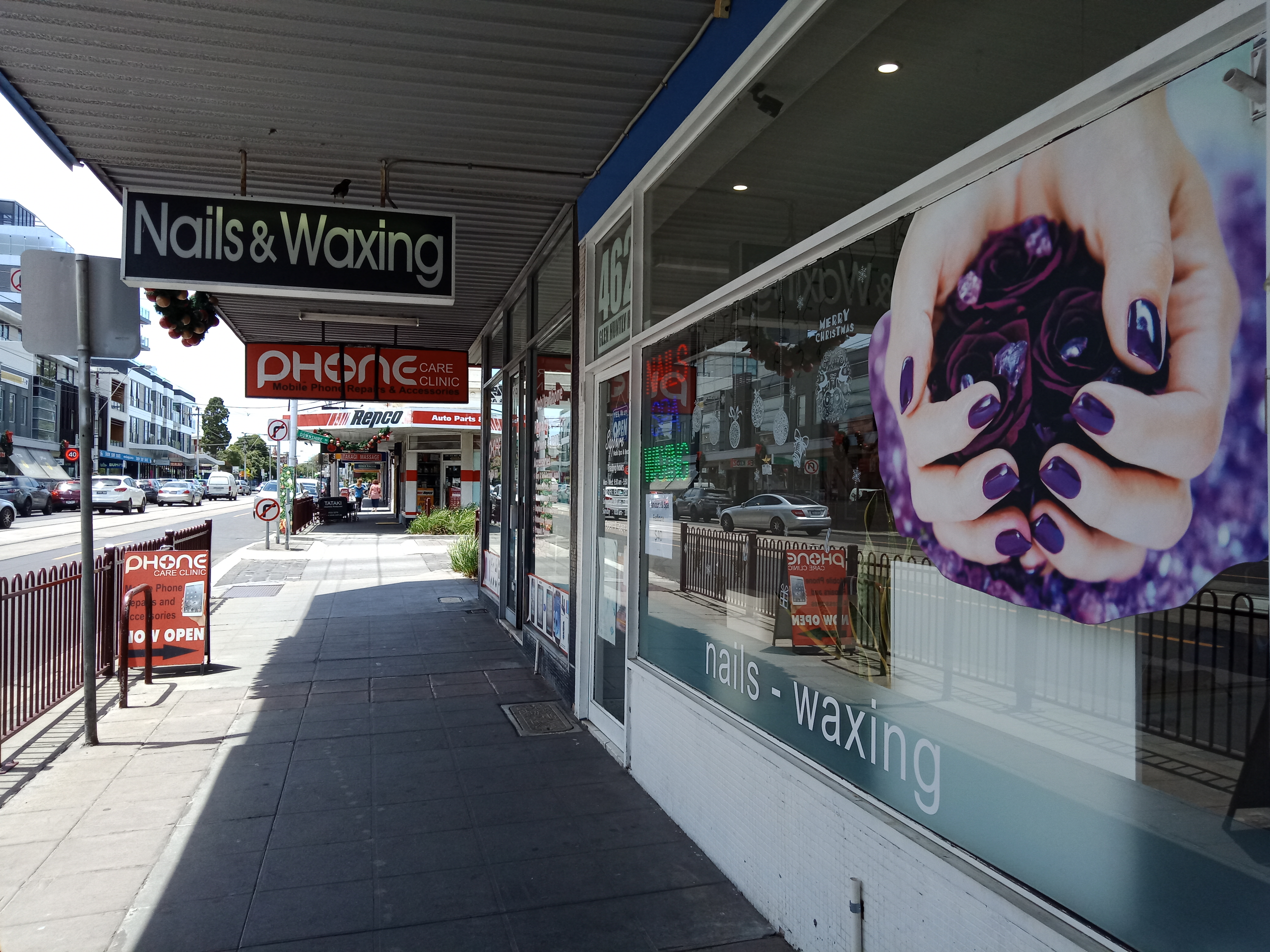 Sapphire Nails Spa & Beauty