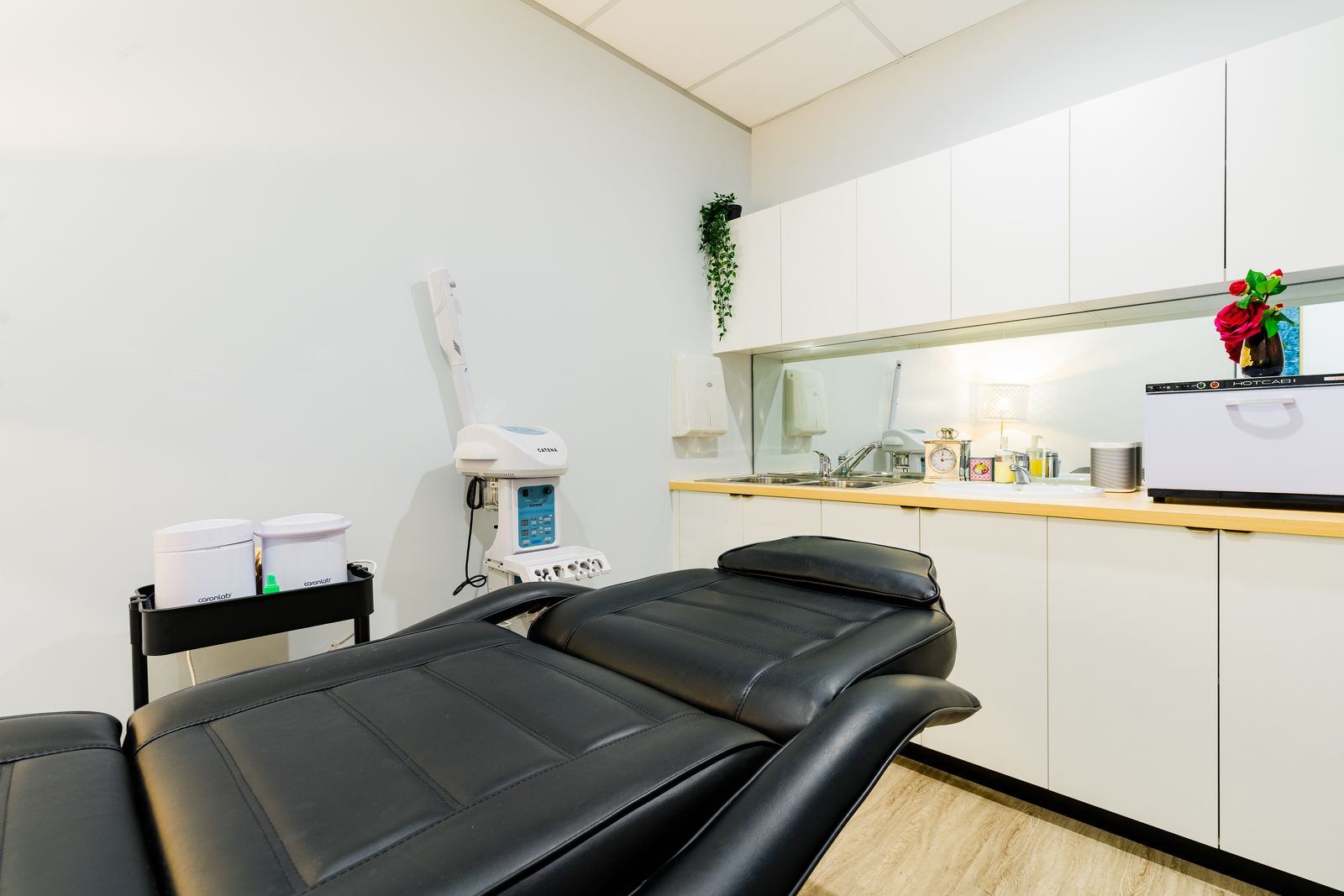 Divine Brow Lash image 11