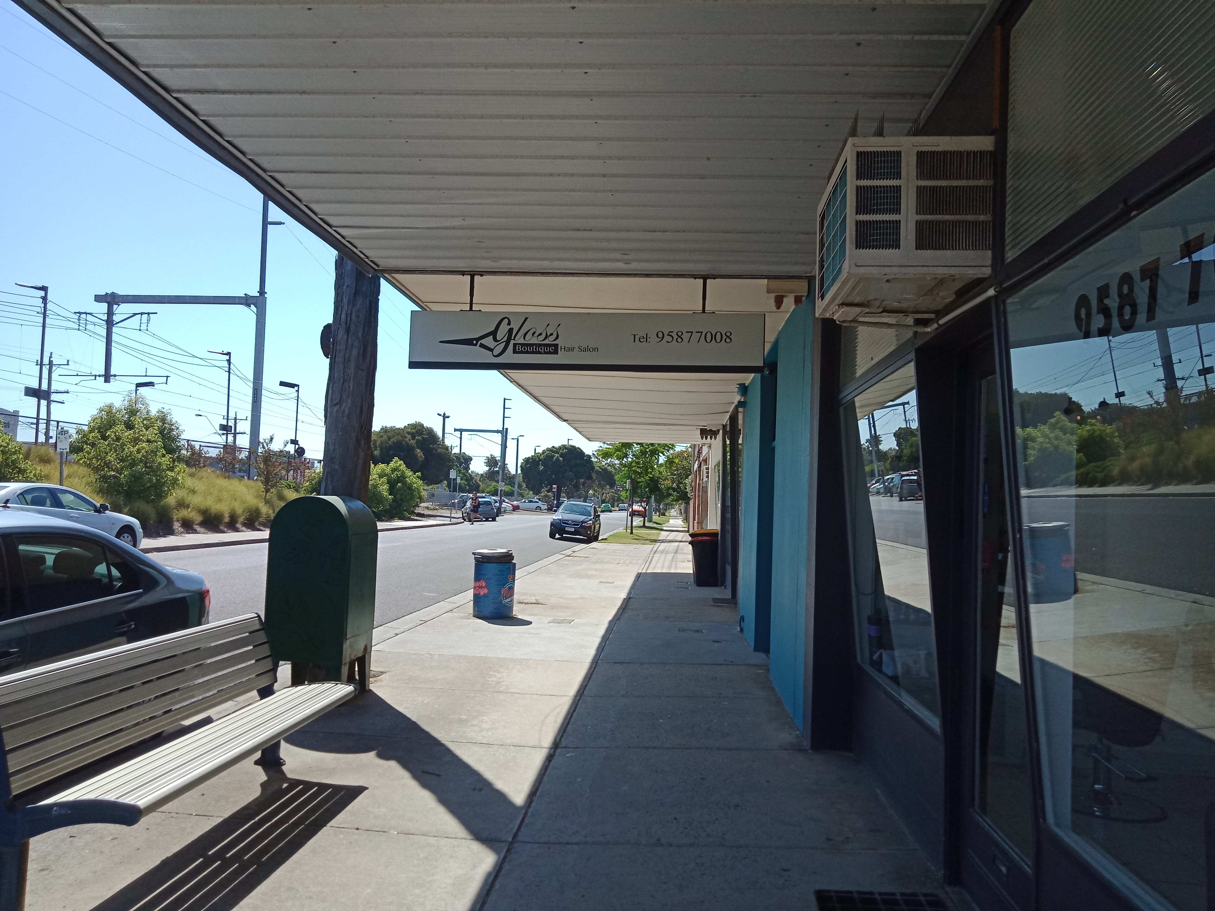 Gloss Boutique Hair Salon image 2