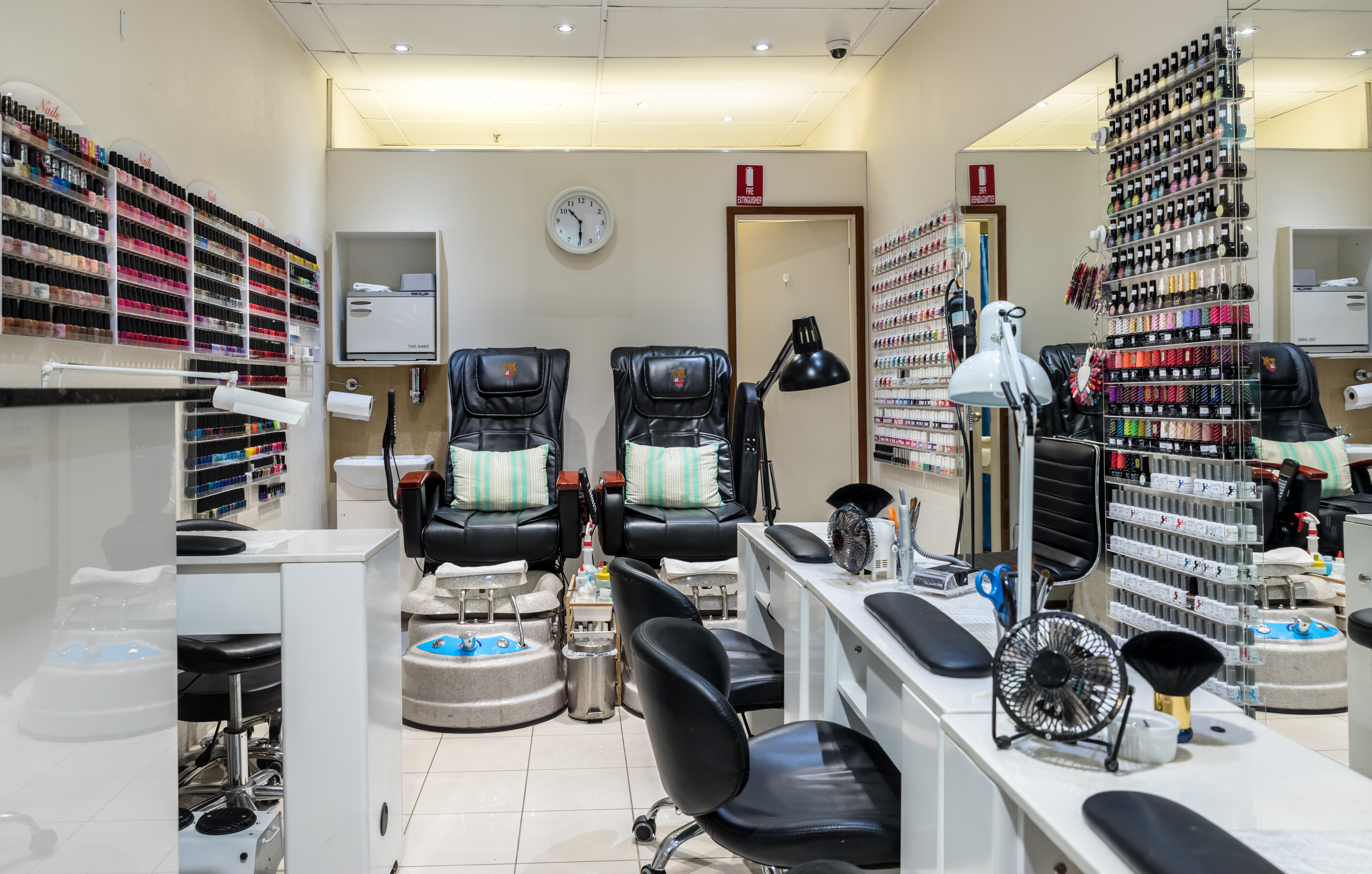 Rosabella Nails & Beauty image 4