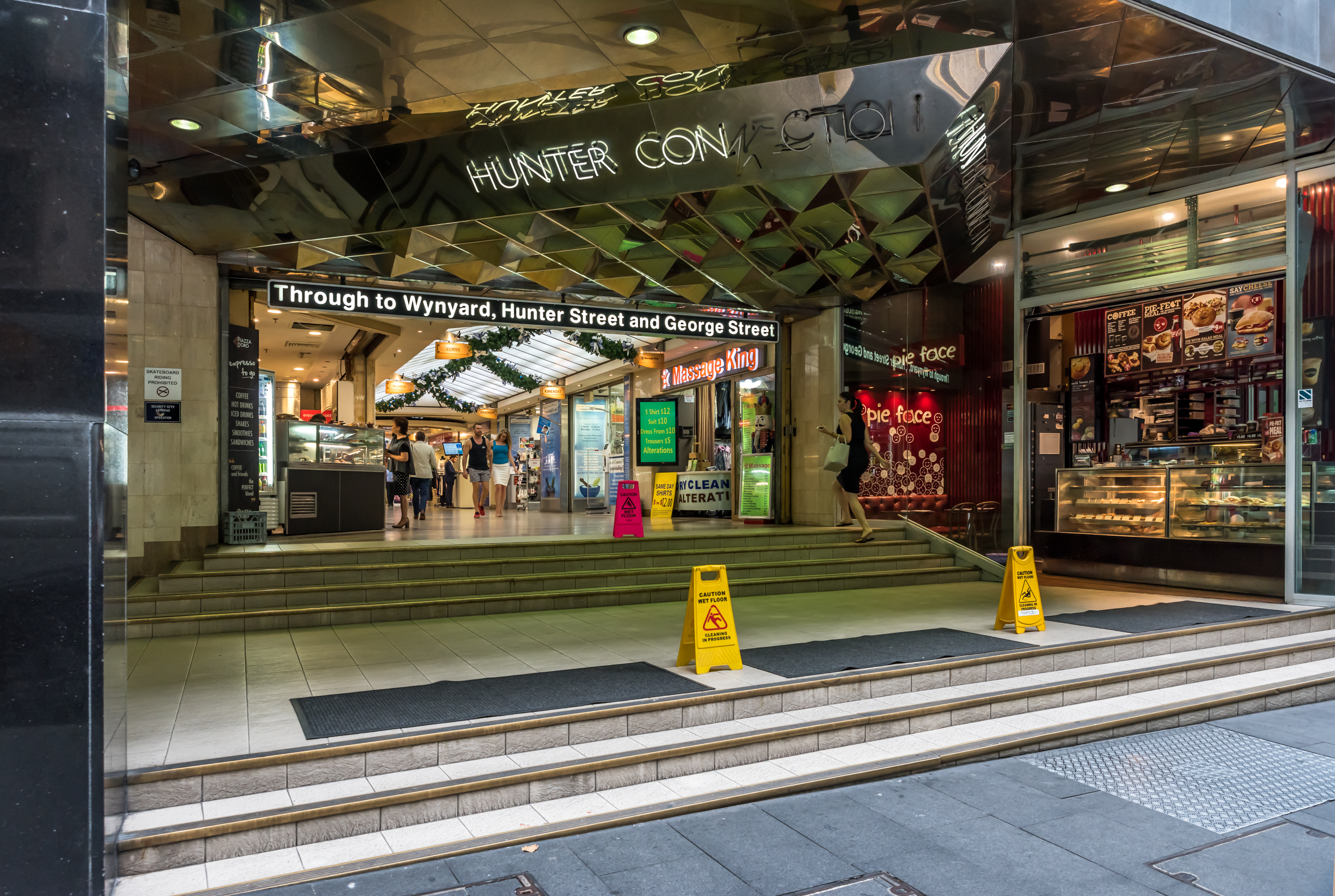 Rosabella Nails & Beauty image 15