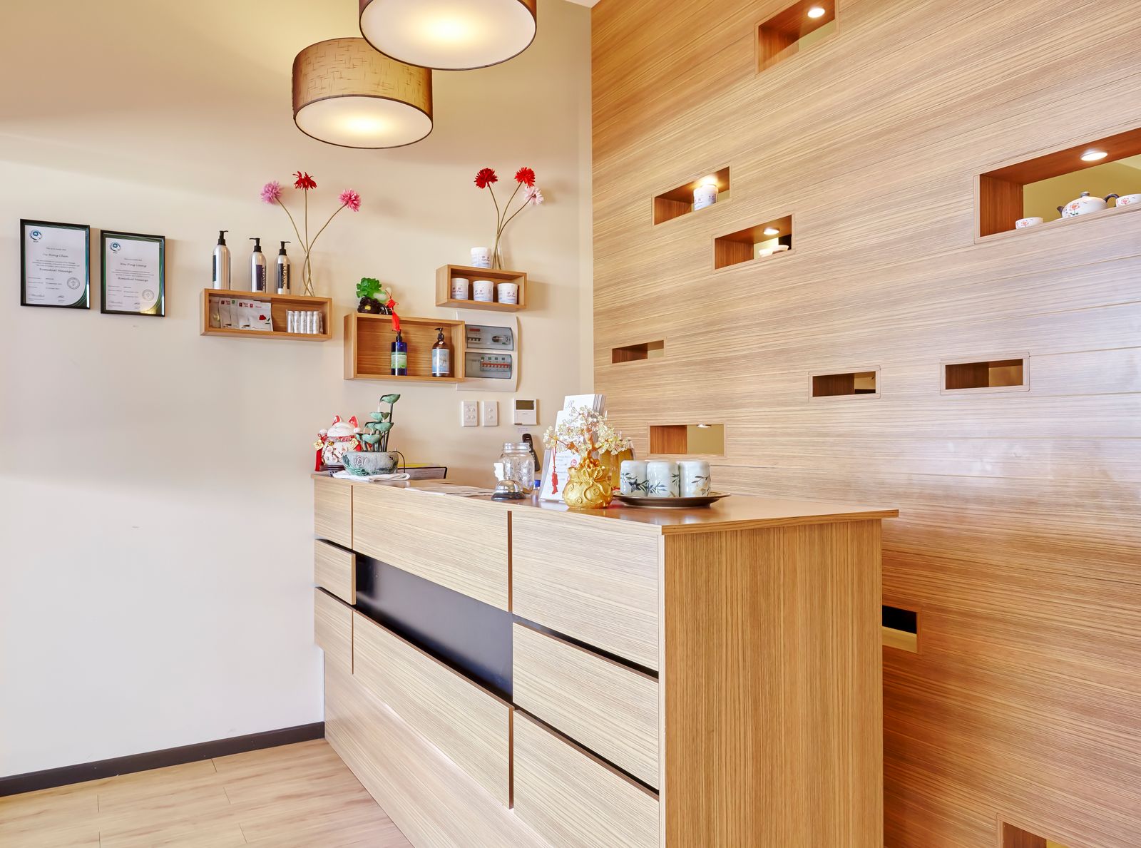 Regimen Massage image 2