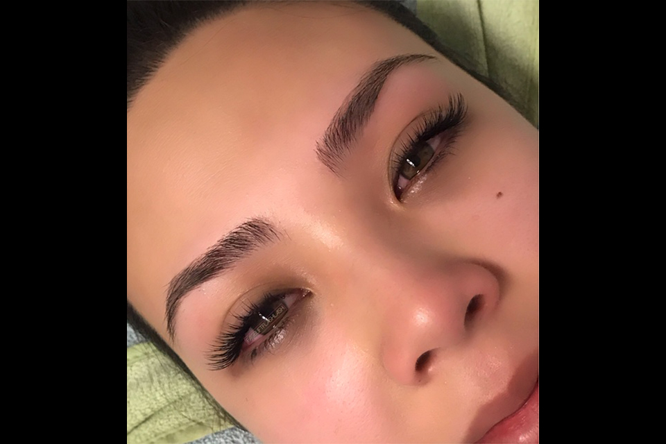 Face Lift Flash Lash image 3