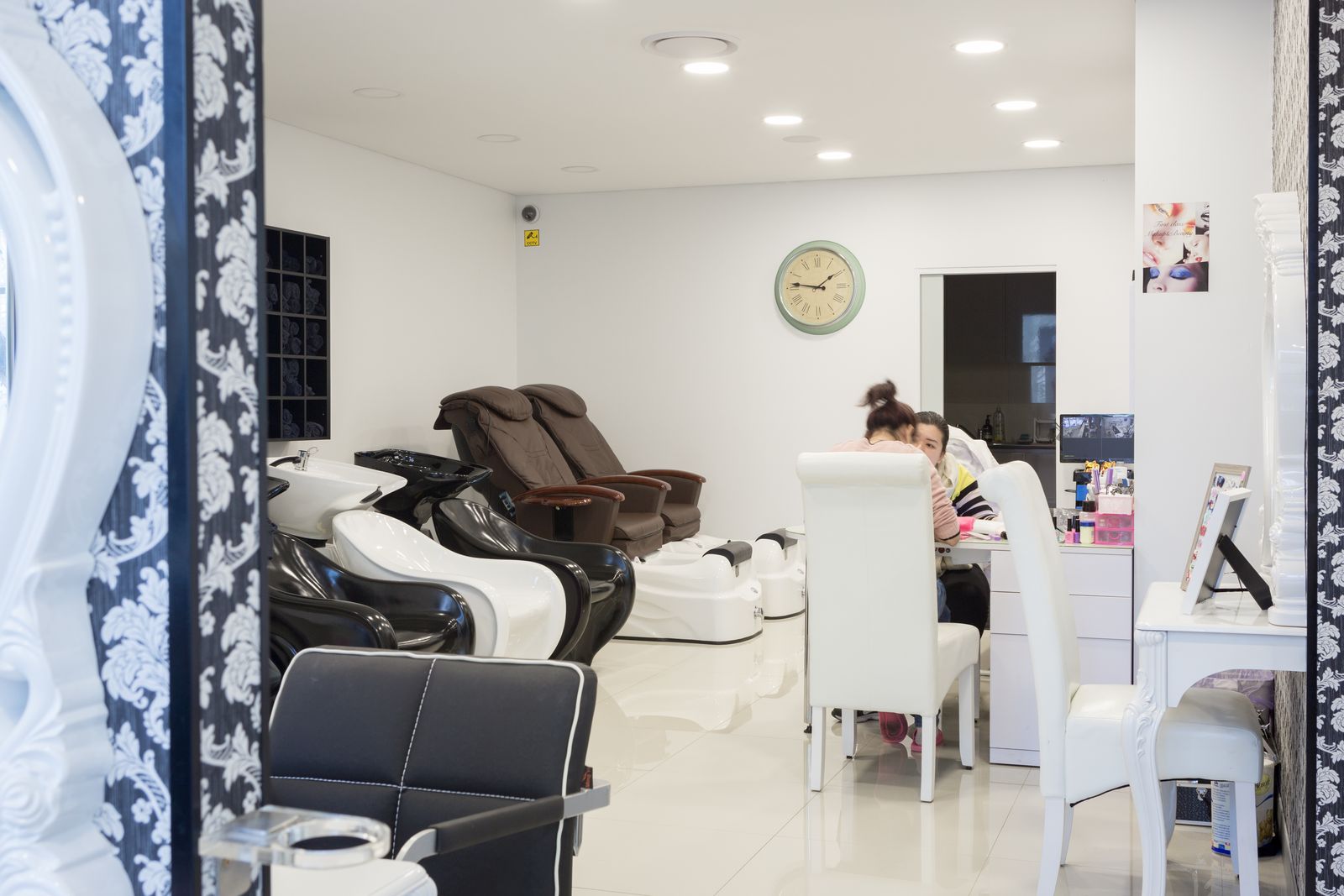 First Class Makeup & Beauty image 6