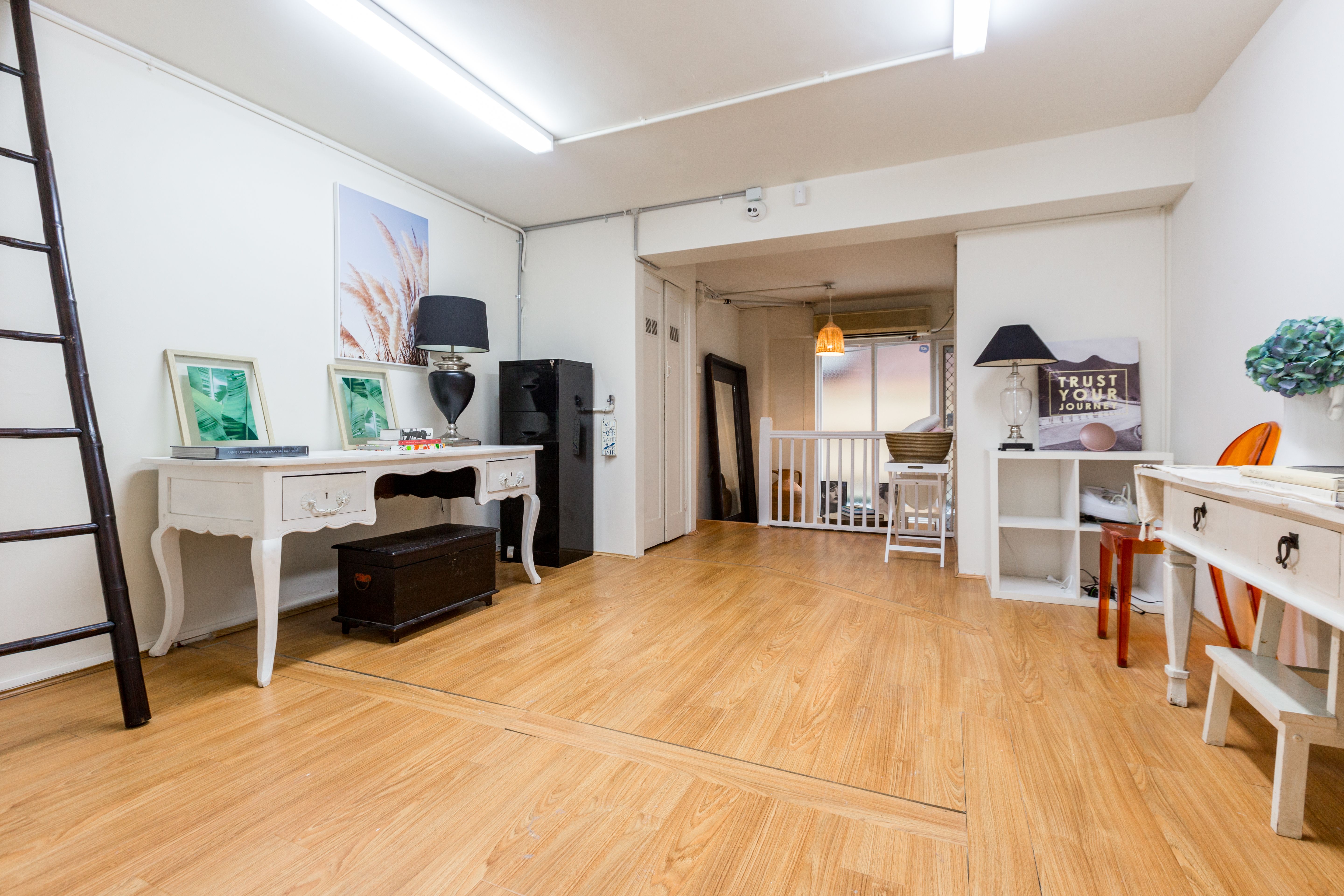 Peach and Co image 2