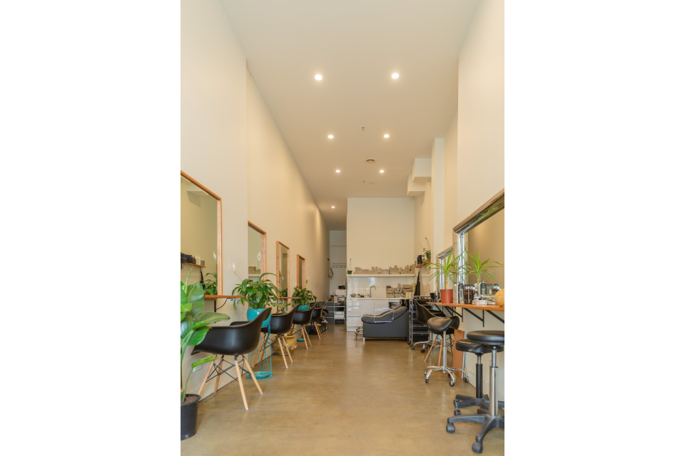 Jorge Viota Hairdressing image 4