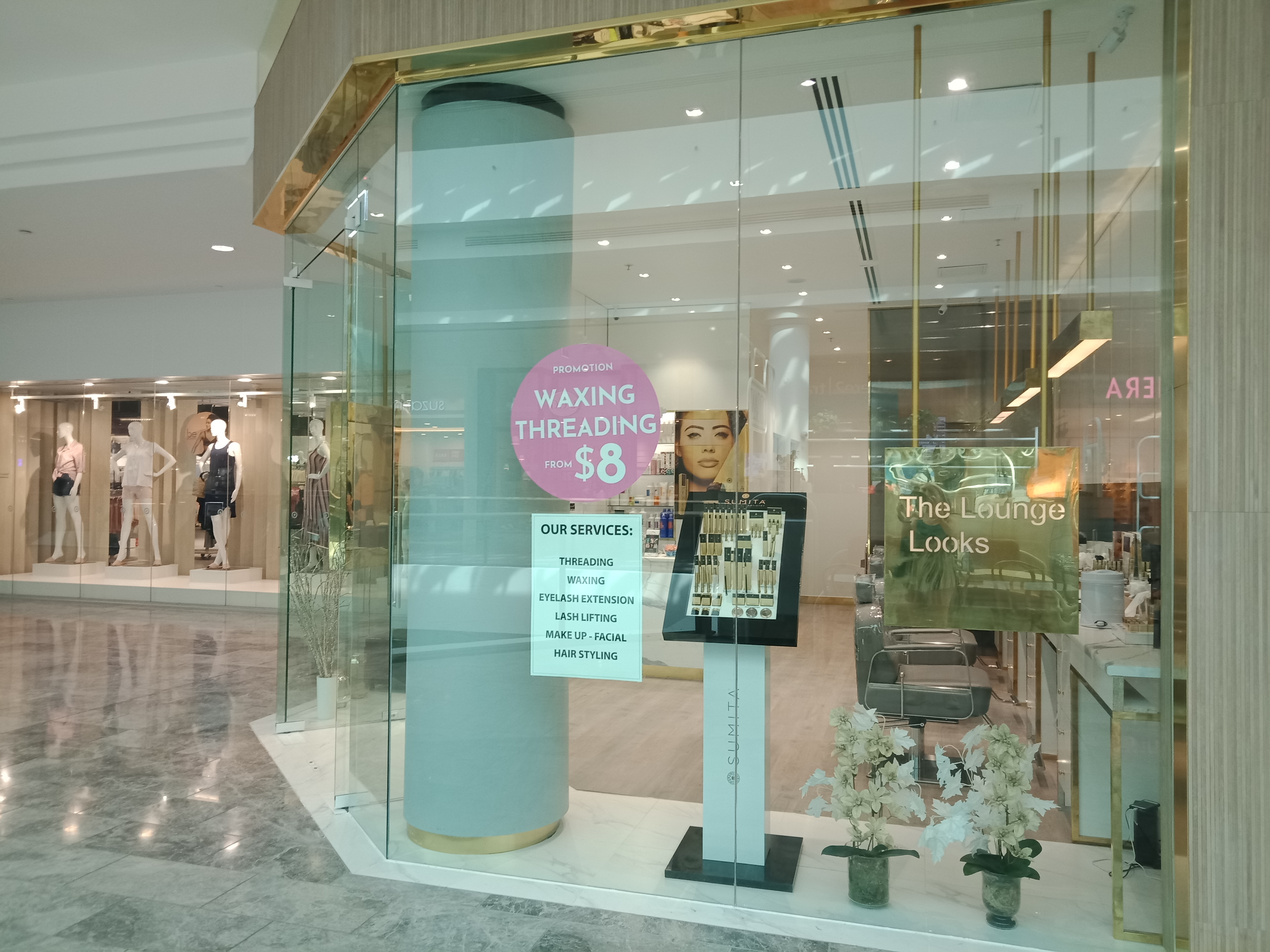 The Lounge Looks - Glen Waverley image 2