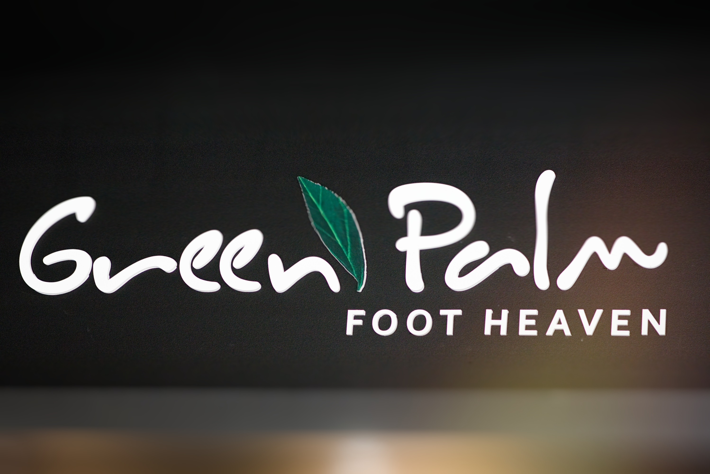 Green Palm Massage - Victoria Gardens