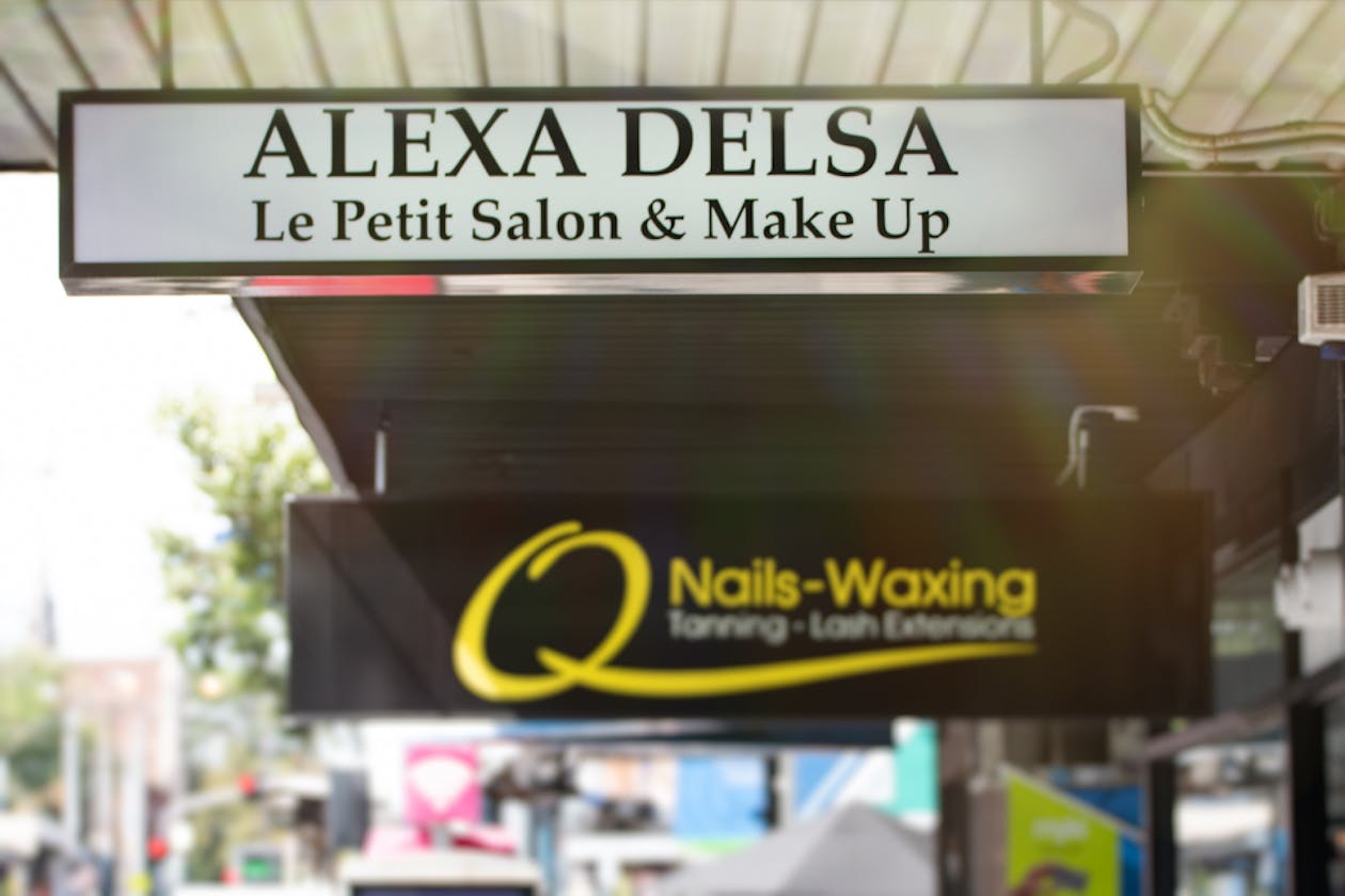 Alexa Delsa Le Petit Salon and Make up image 26