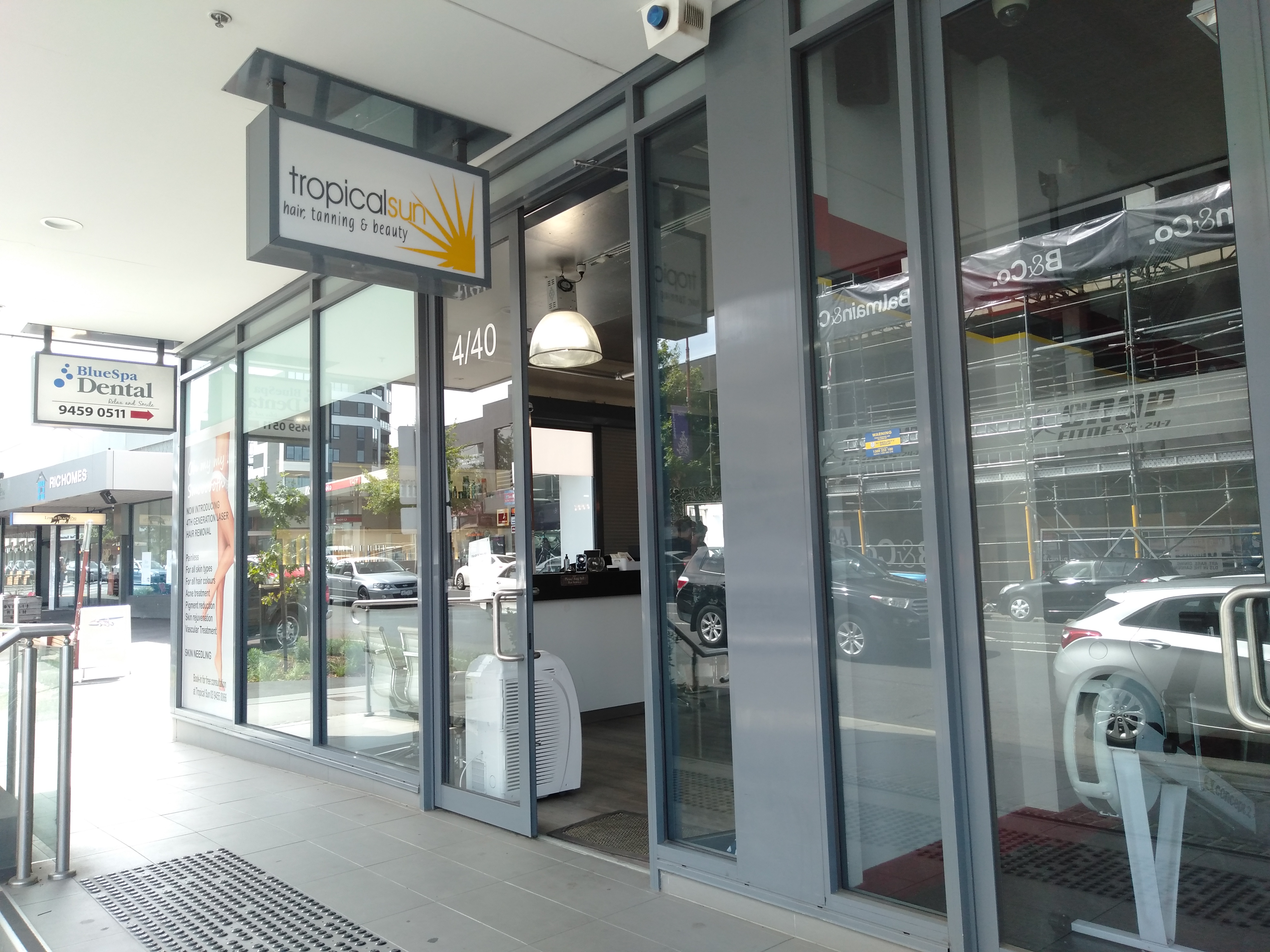 Tropical Sun Hair Tan & Body image 2