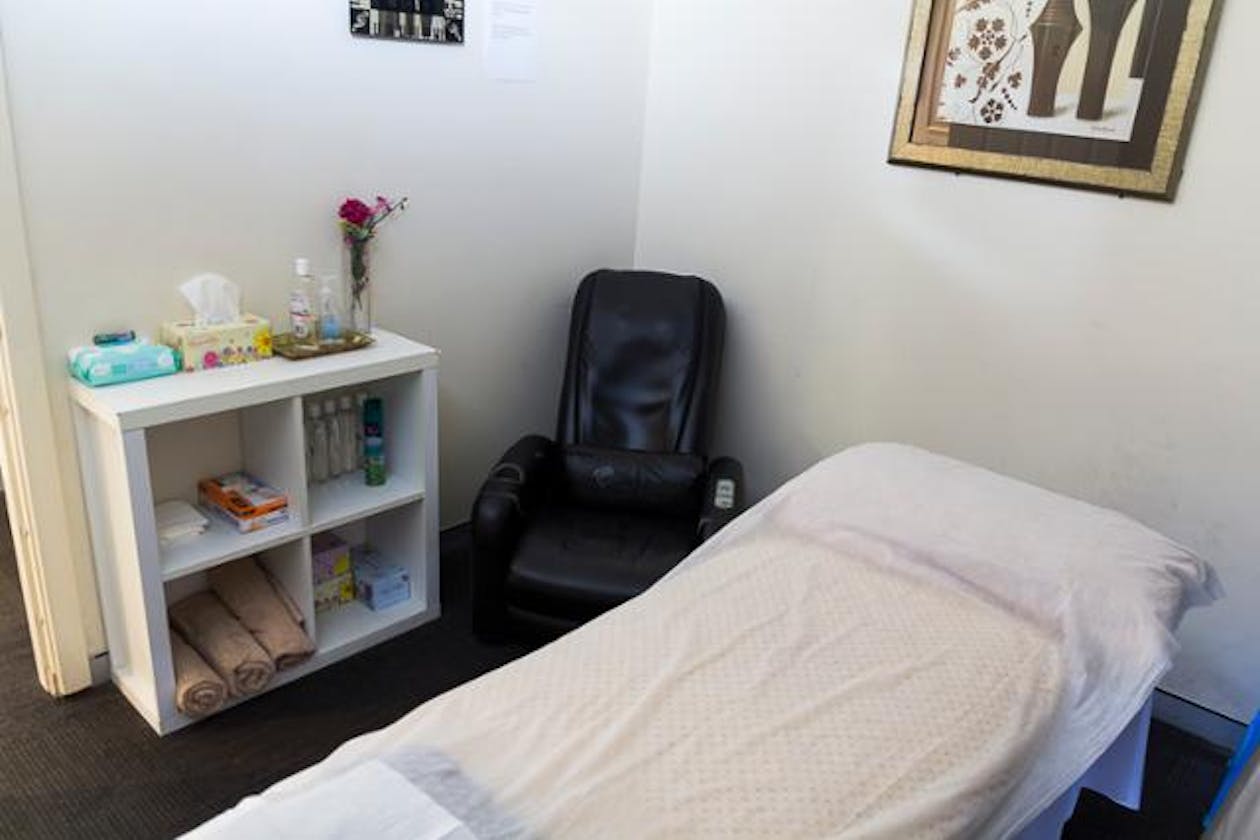 Epsom Beauty Massage & Therapy image 4
