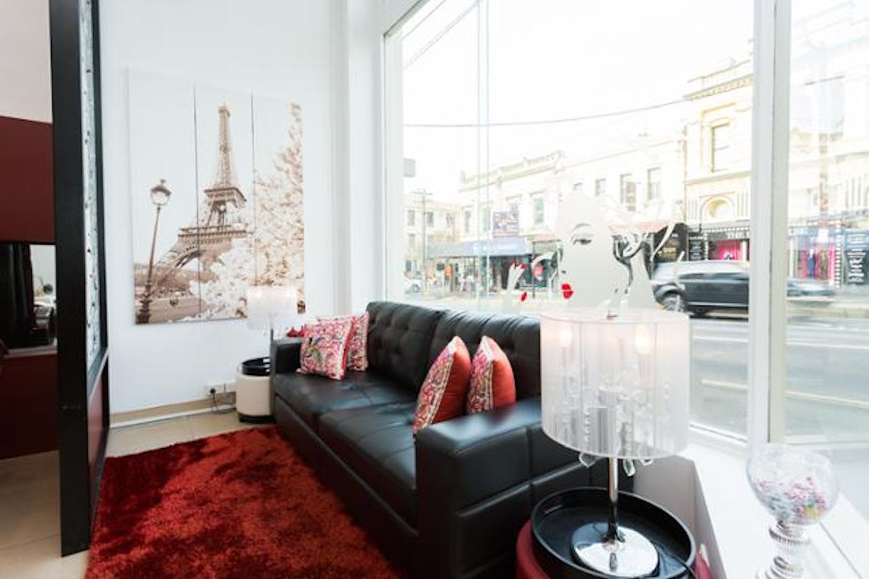 La' Nails Studio image 4