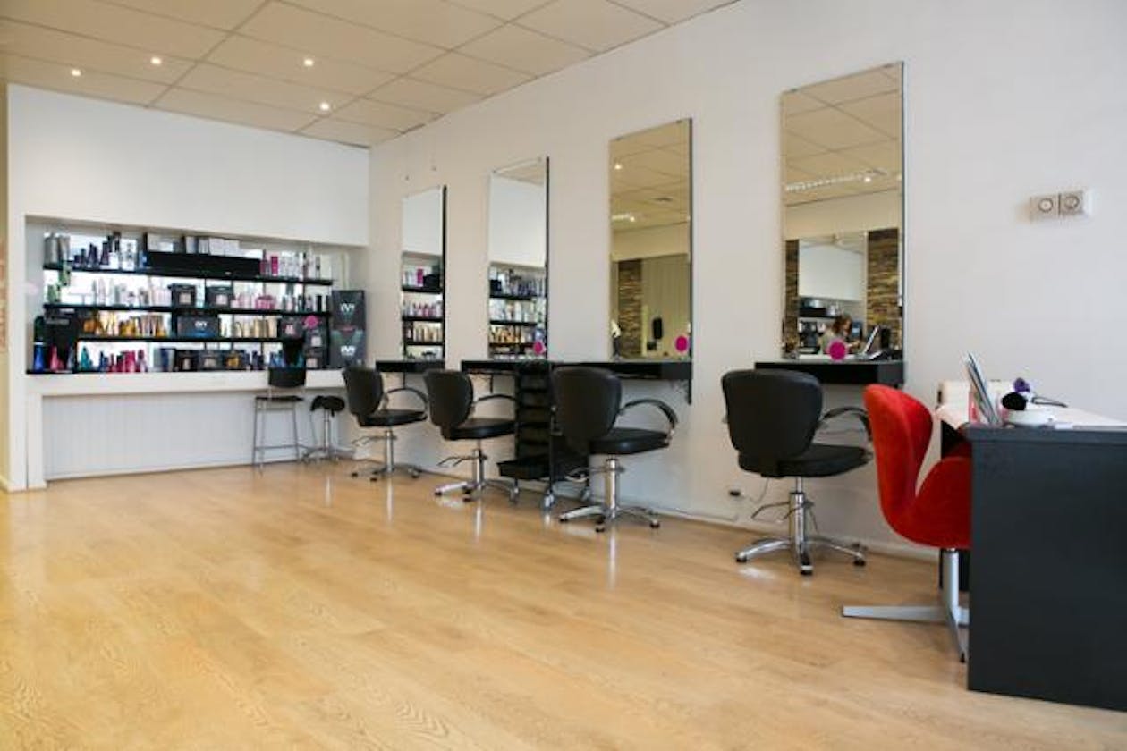 Bella Donna Hair Studio image 2