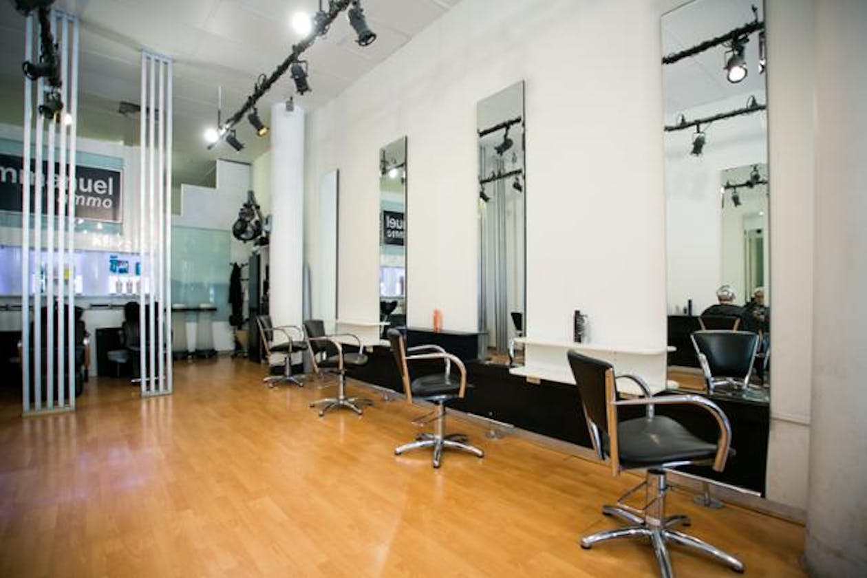 Emmanuel Ammo Hairdressing image 5