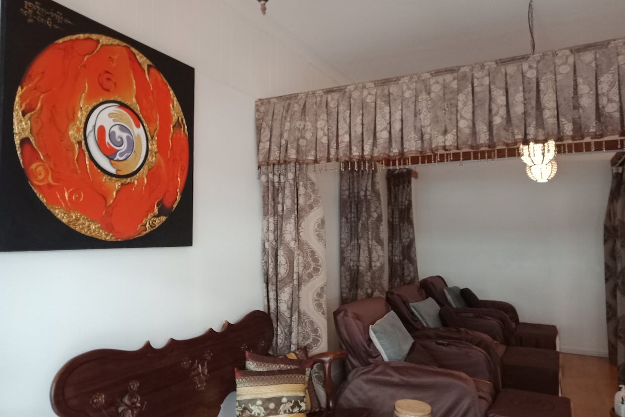 Palm Thai Massage - Balaclava image 3