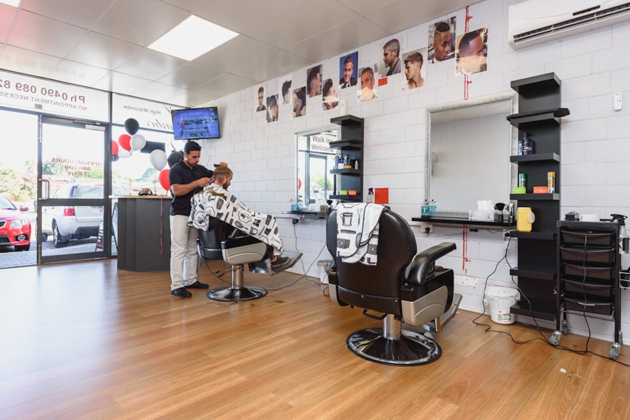 High Wycombe Barber Shop image 2