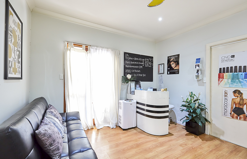 TattLess - Runcorn image 3