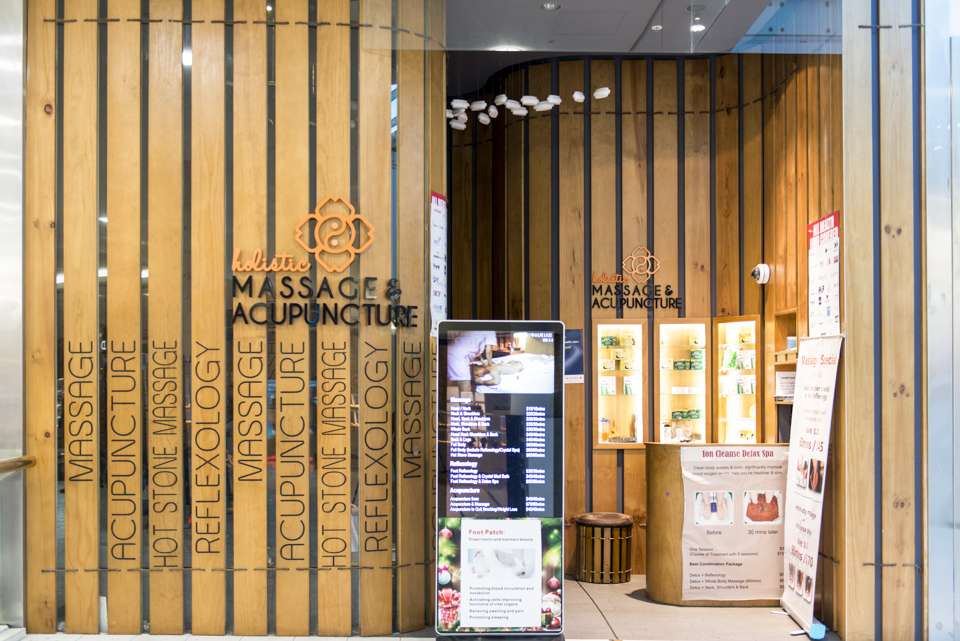 Holistic Massage & Acupuncture image 15