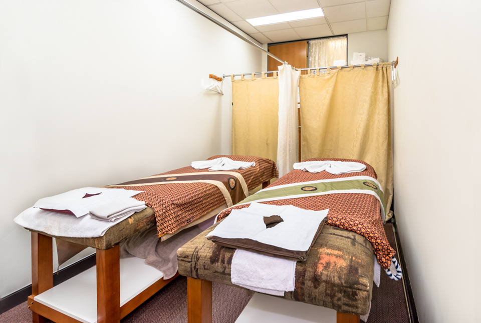 Lux Thai Massage image 5