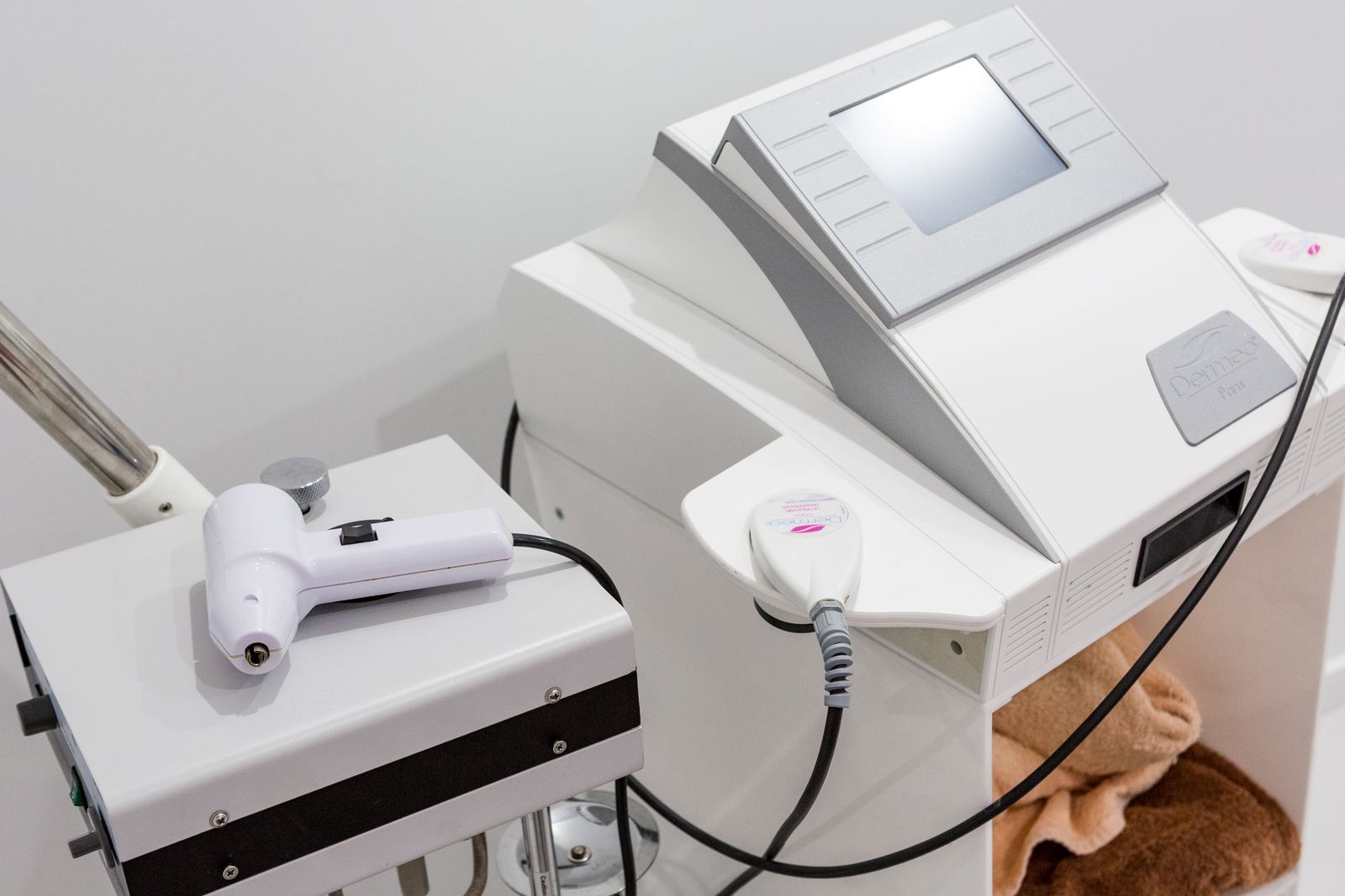 Pura Beauty Clinic image 11