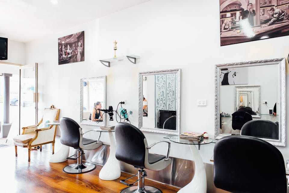 Best Hairdressers in Norman Park | Bookwell