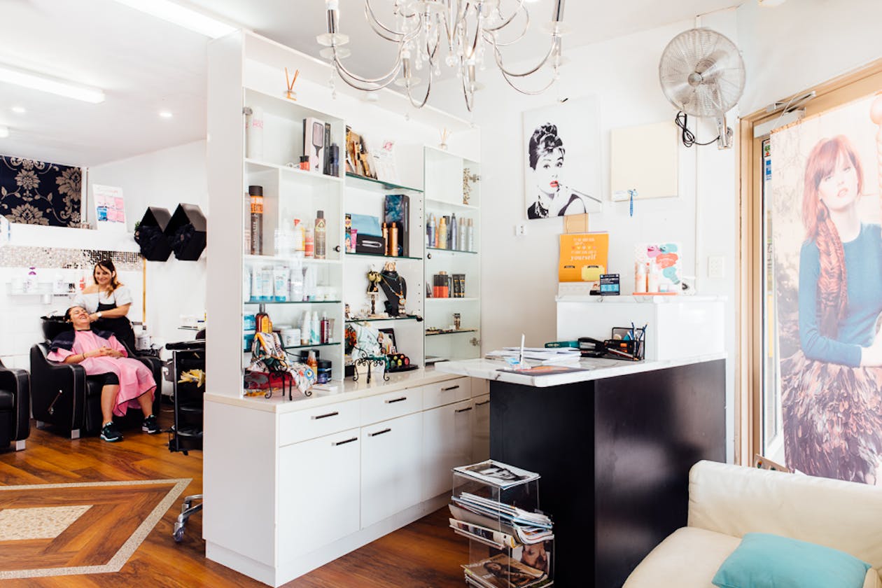 Vee Cee's Hair Designs image 2