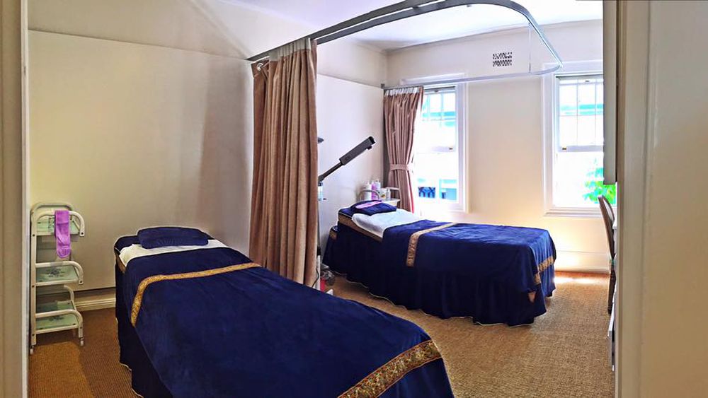 Peacock by Grain De Beaute image 2