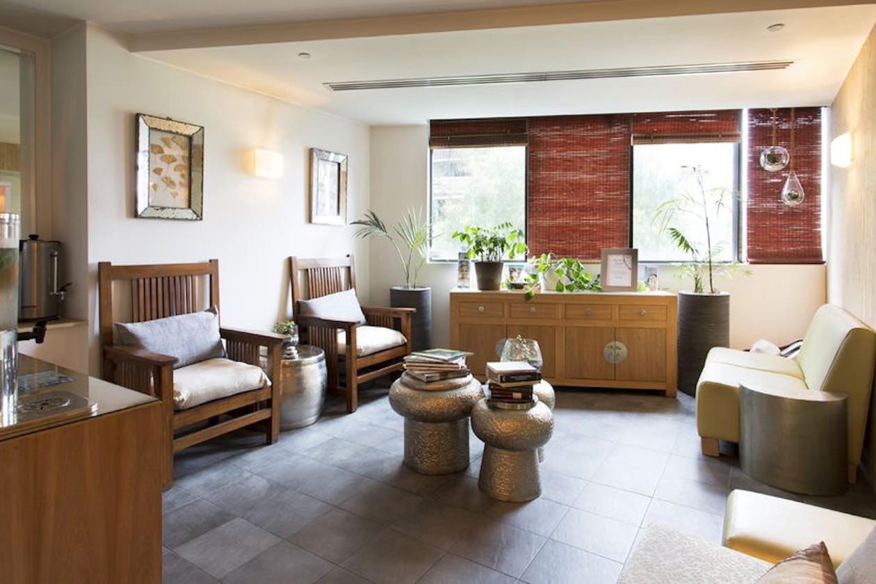 Norbu Urban Retreat image 4