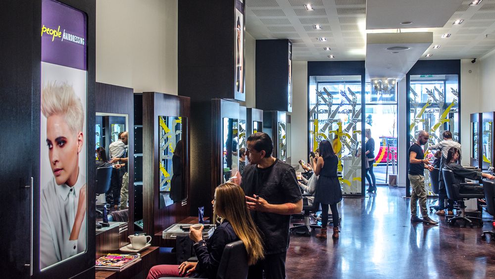 People Hairdressing image 2