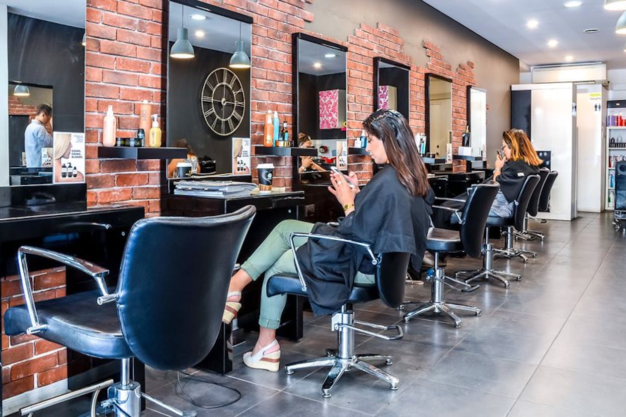 Jal Hairdresser image 3