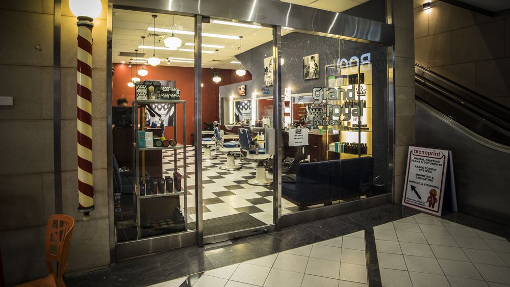 Grand Royal Barbers CBD image 4