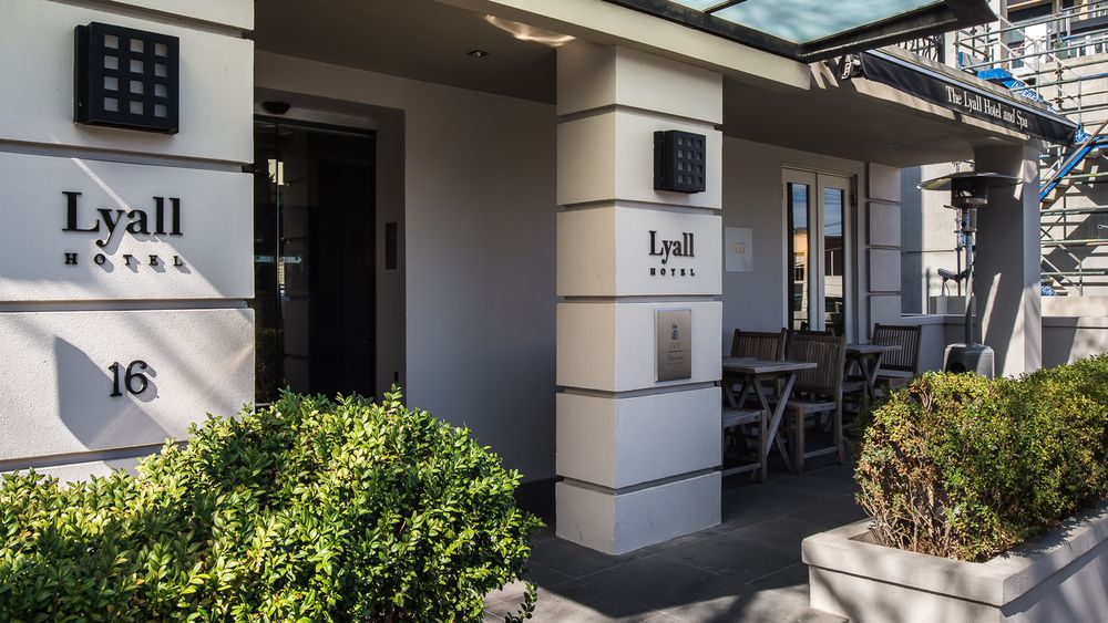 Lyall Hotel and Spa image 5