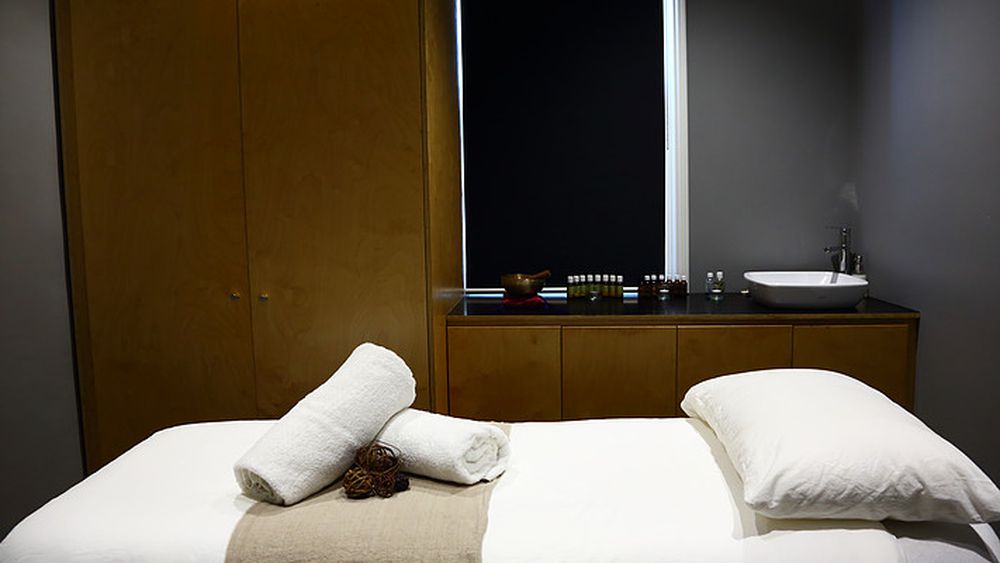 Eloura Lifestyle Salon & Spa image 9