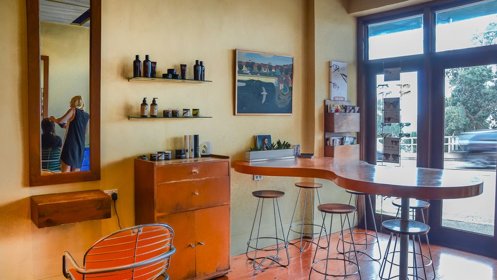 Kelp Hairdressing image 2