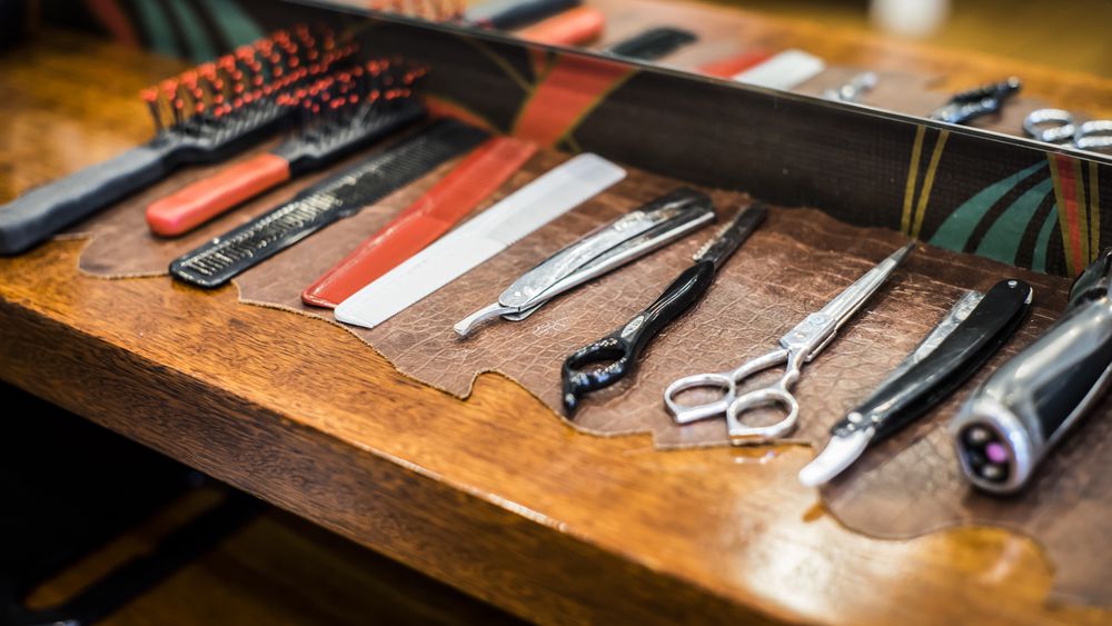 Grand Royal Barbers Darlinghurst image 2