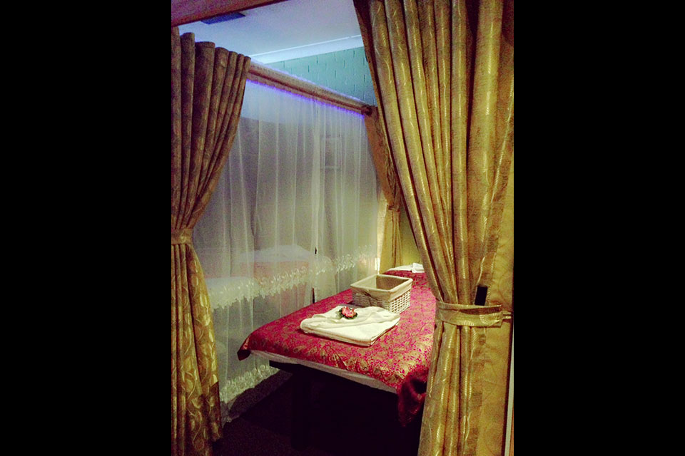Thanaprathan Thai Massage & Spa image 3