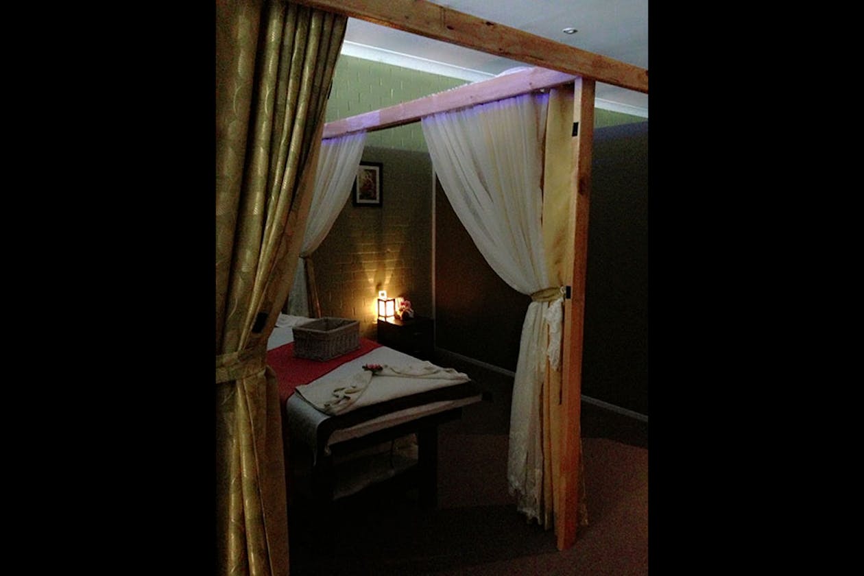 Thanaprathan Thai Massage & Spa image 7
