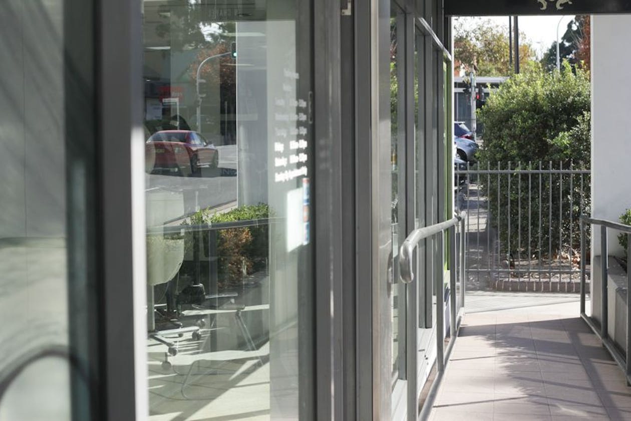 Ahead of Hair image 4