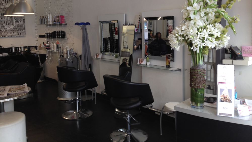 Salon On Victoria image 3